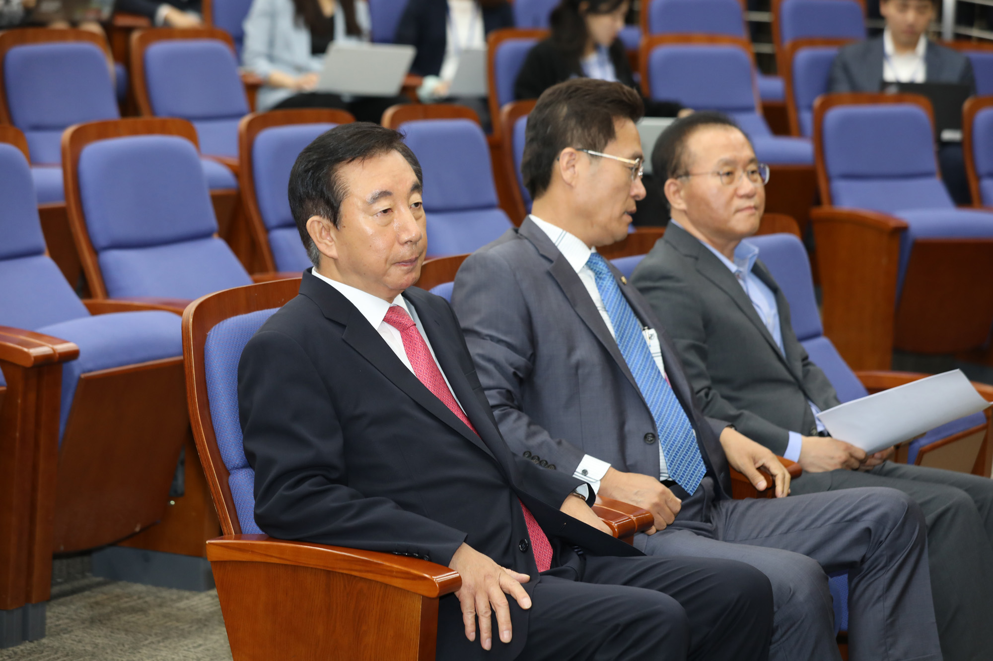 정치국회;자유한국당;의원총회;김성태권한대행