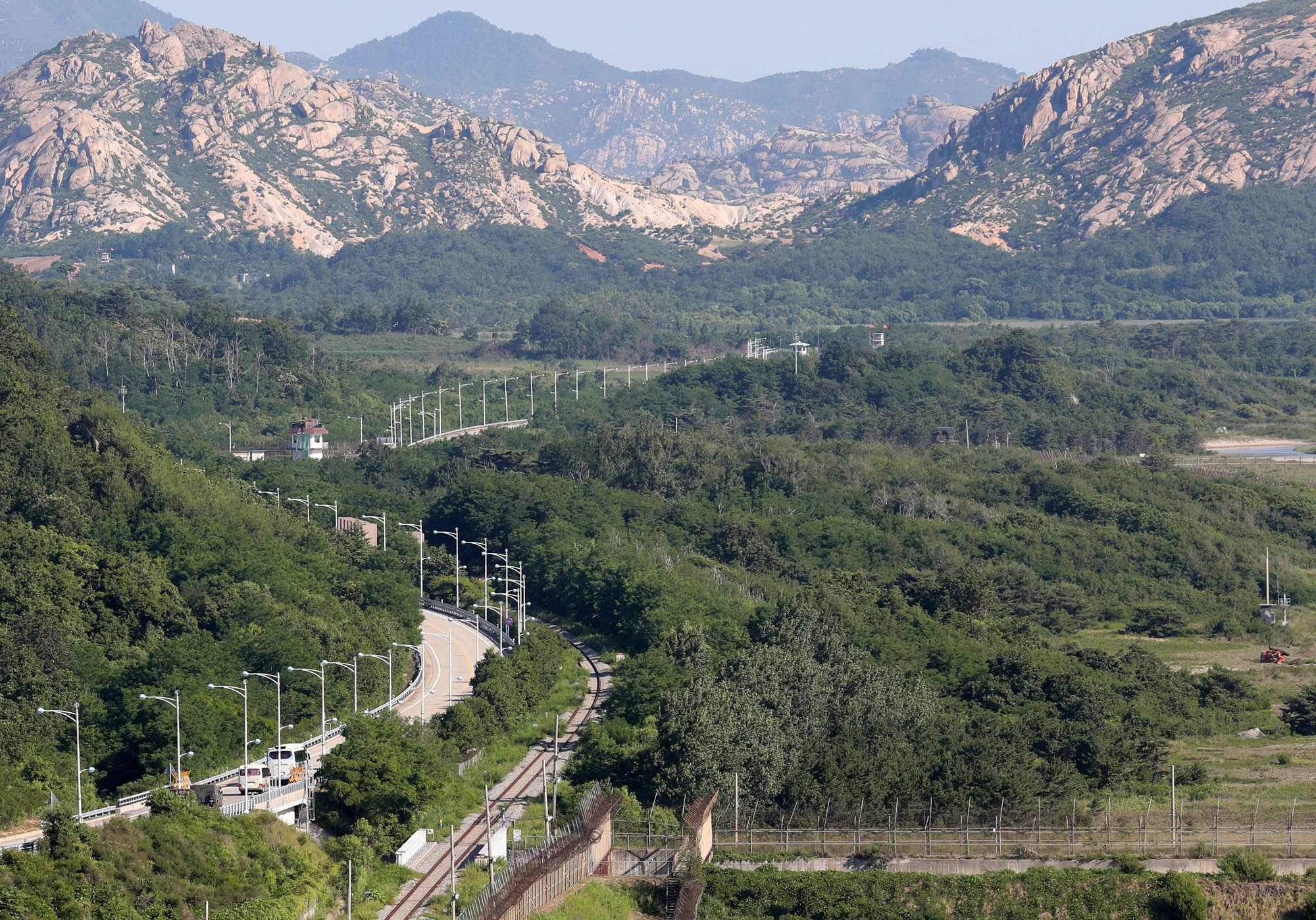 남북;고성;금강산;출입국관리소;적십자회담