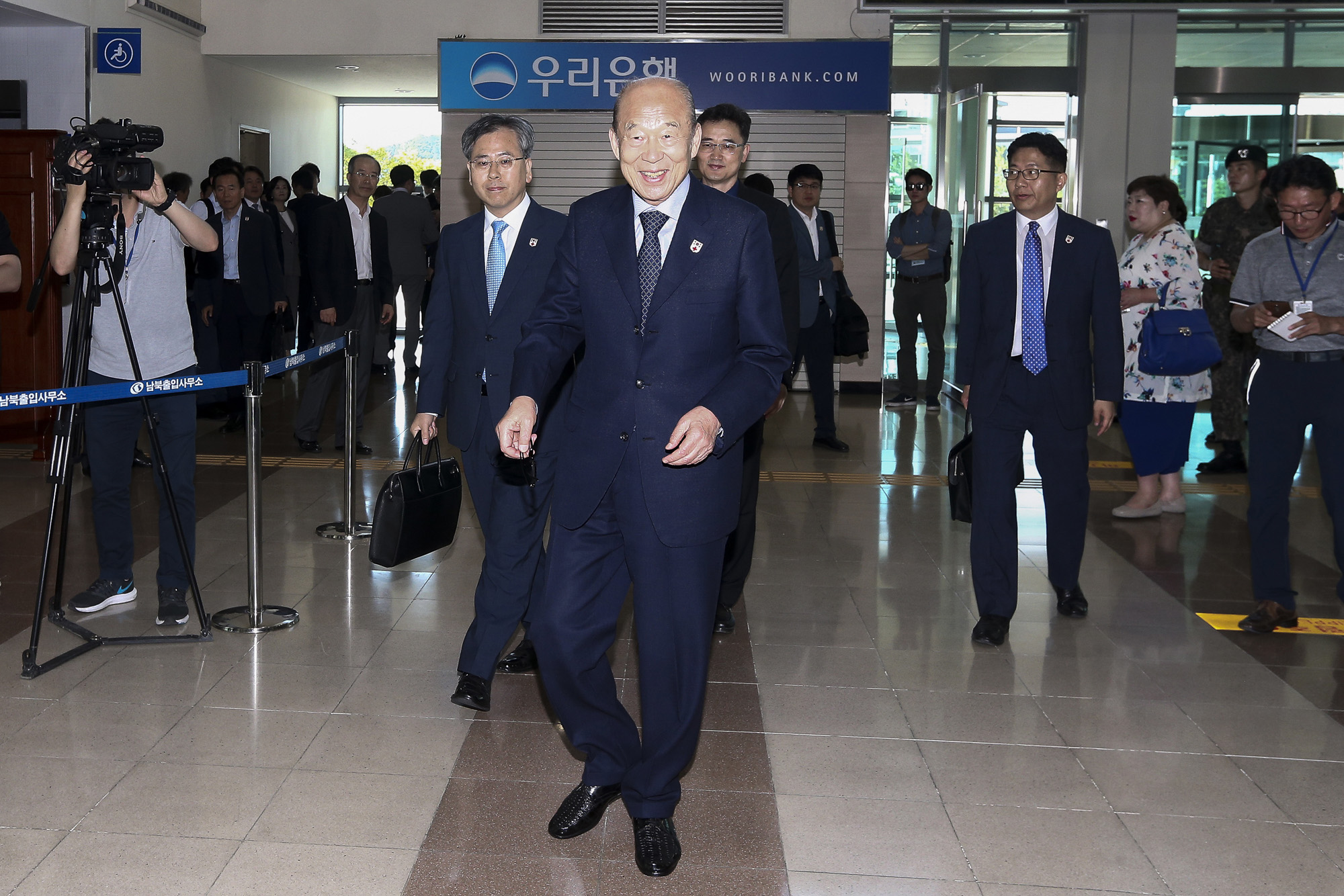 남북;북한;적십자회담;금강산;출입국관리소