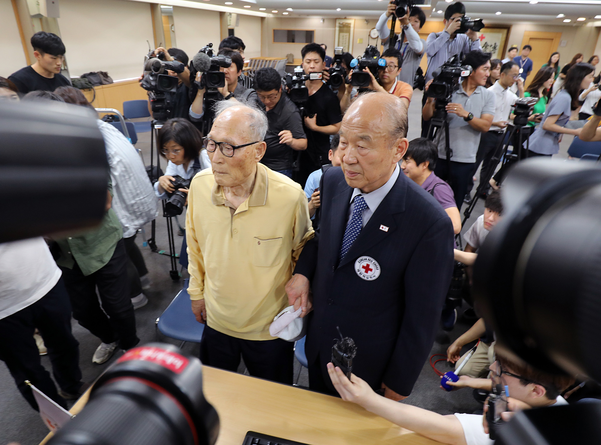 이산가족;남북이산가족;이산가족추첨;적십자;적십자추첨;실향민