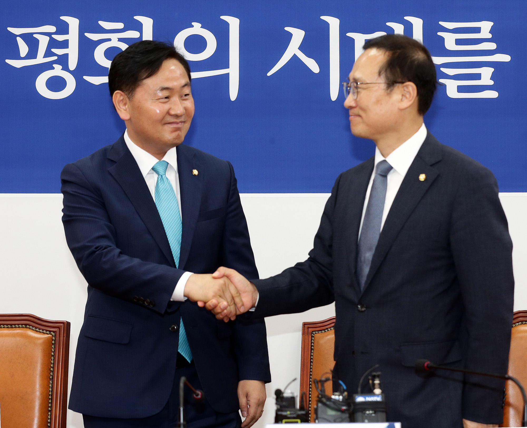 정치국회;김관영원내대표;바른미래당원내대표;더불어민주당예방
