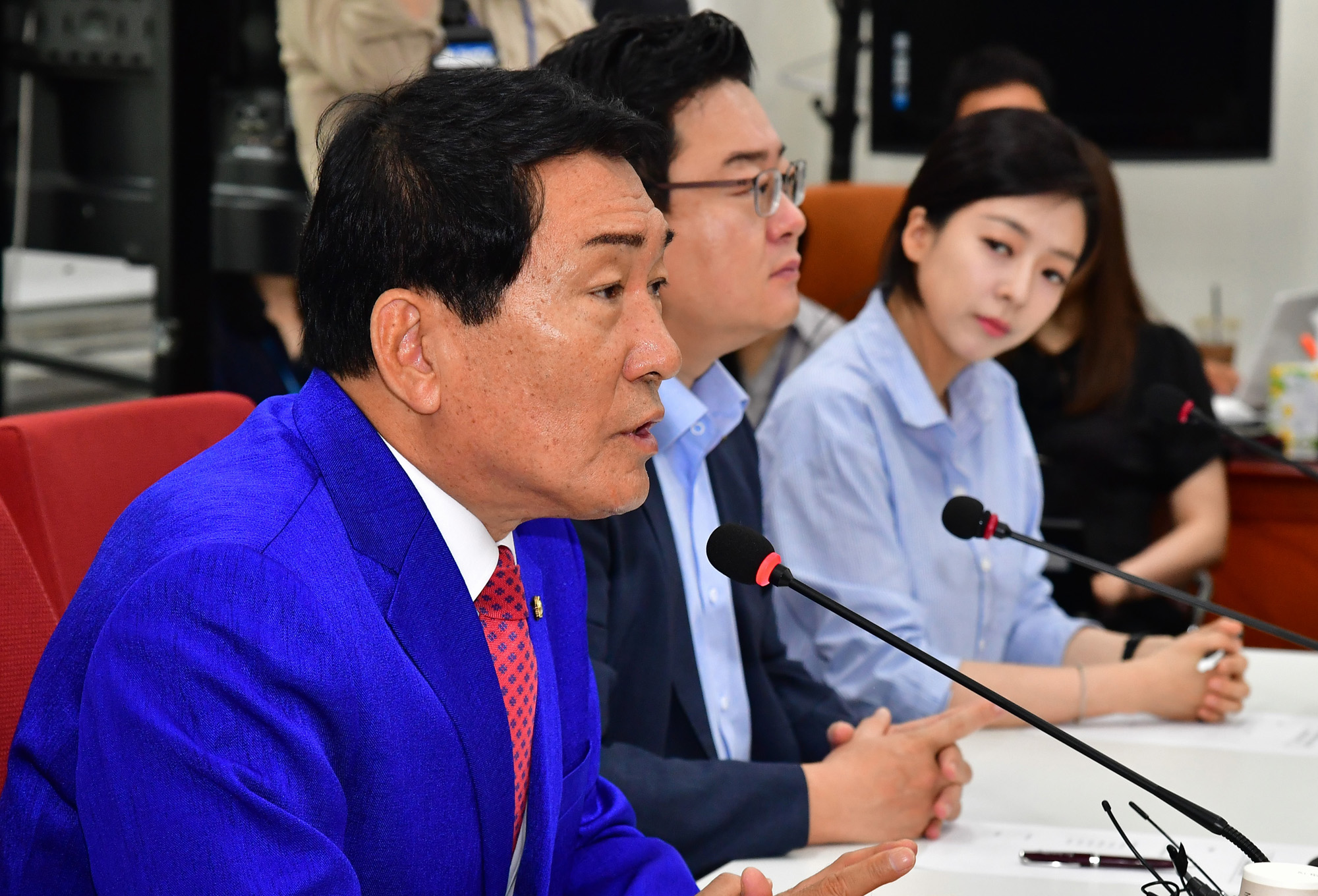 정치국회;자유한국당준비위원회;안상수위원장