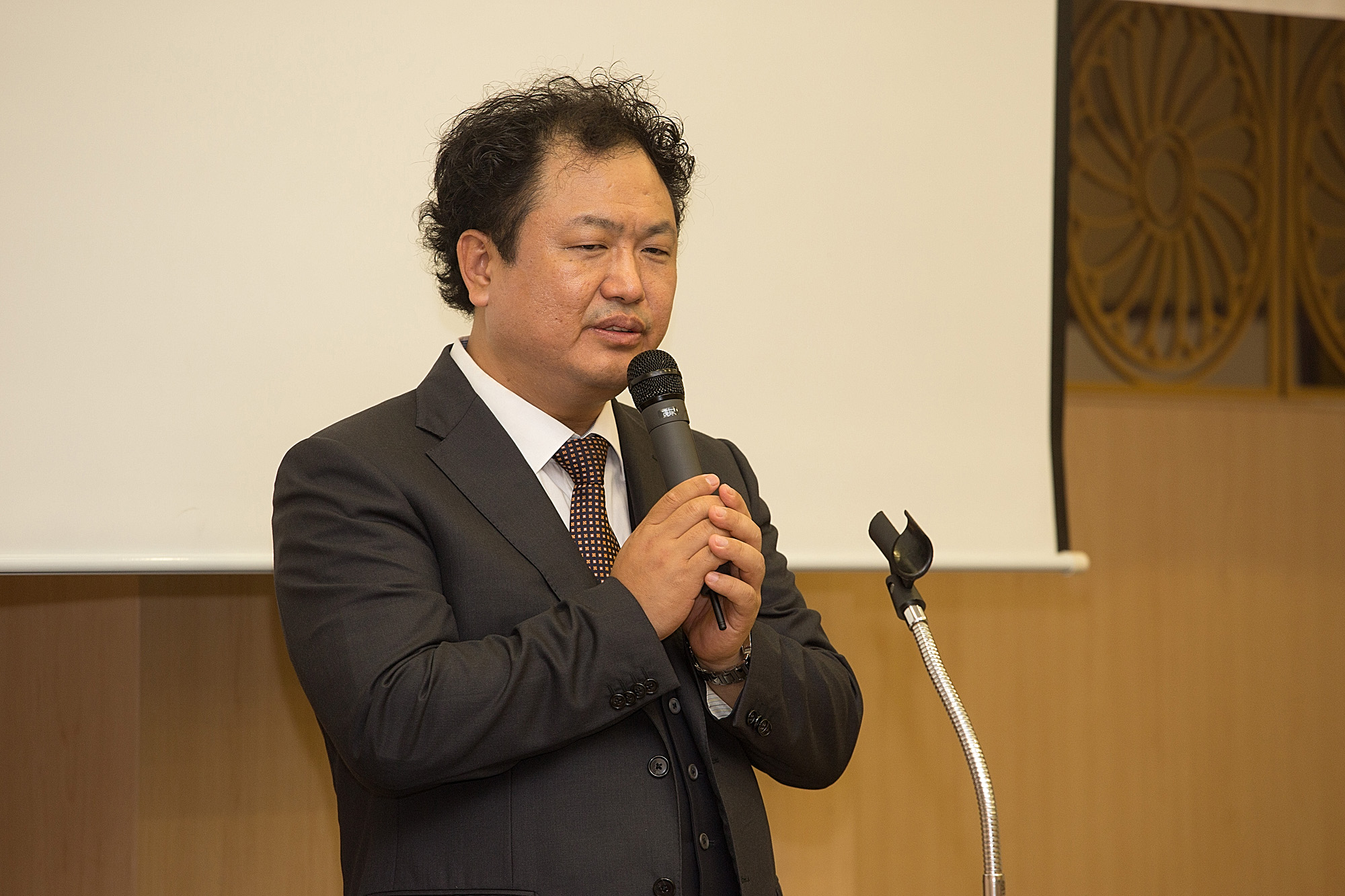 학교;대학교;외국대학교;유학;유학원;오스트리아;프로이드대학;예술치료과정