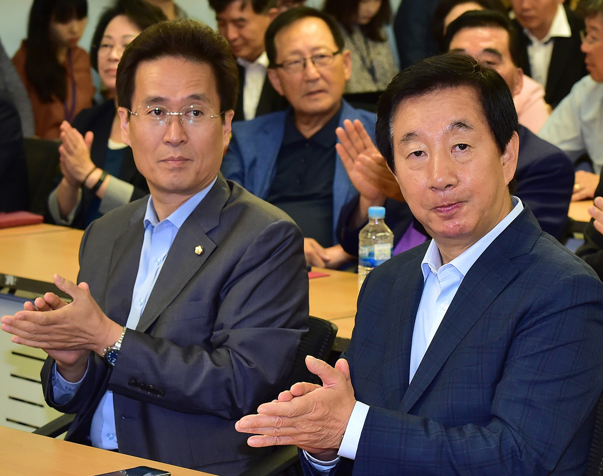 정치국회;자유한국당원외당협위원장;김성태당권한대행