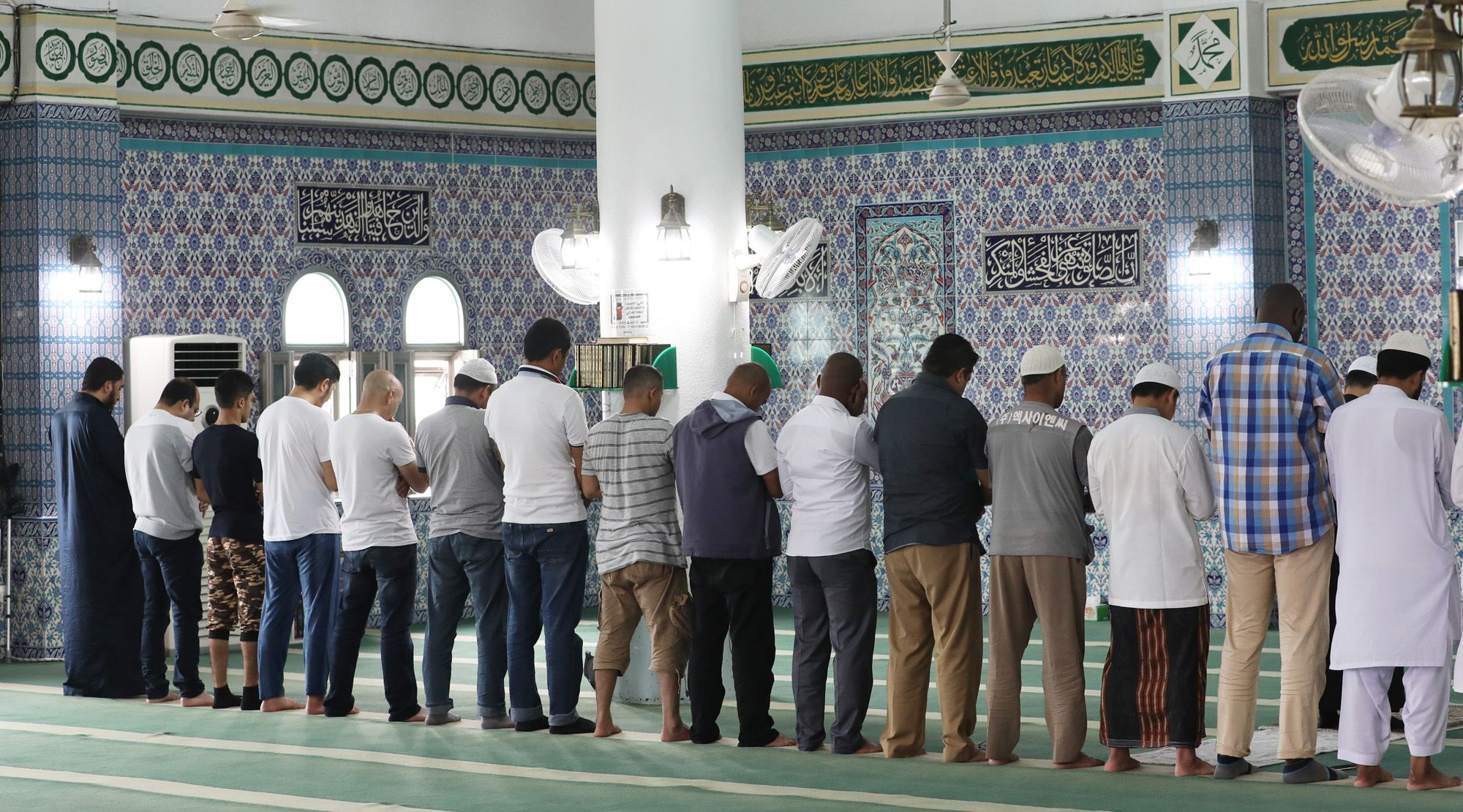 이태원;이슬람교;이슬람;이슬람포비아;이슬람기도;무슬림기도;할랄푸드