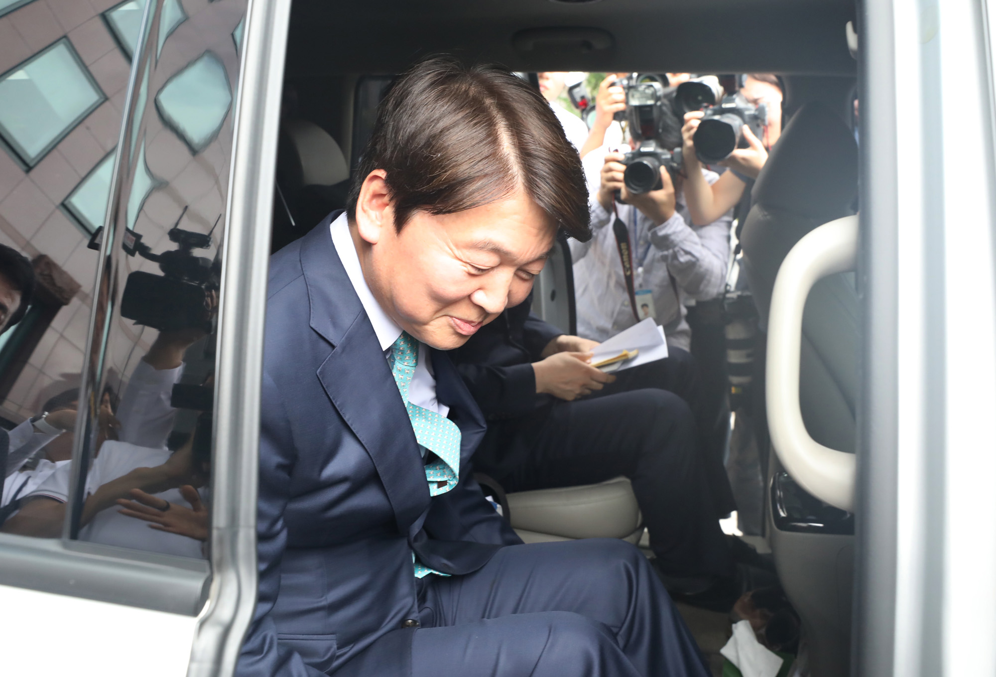 정치;안철수기자회견