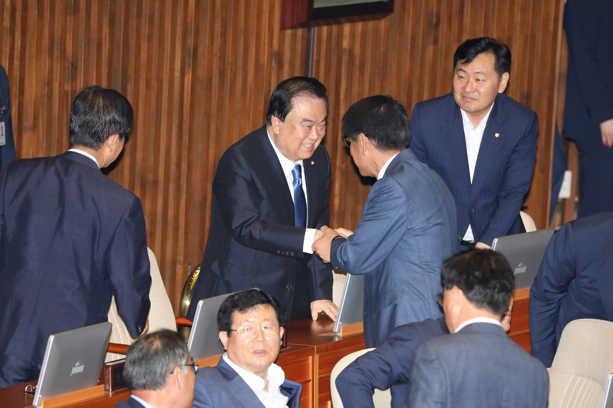 정치국회;본회의;국회의장선출;문희상국회의장