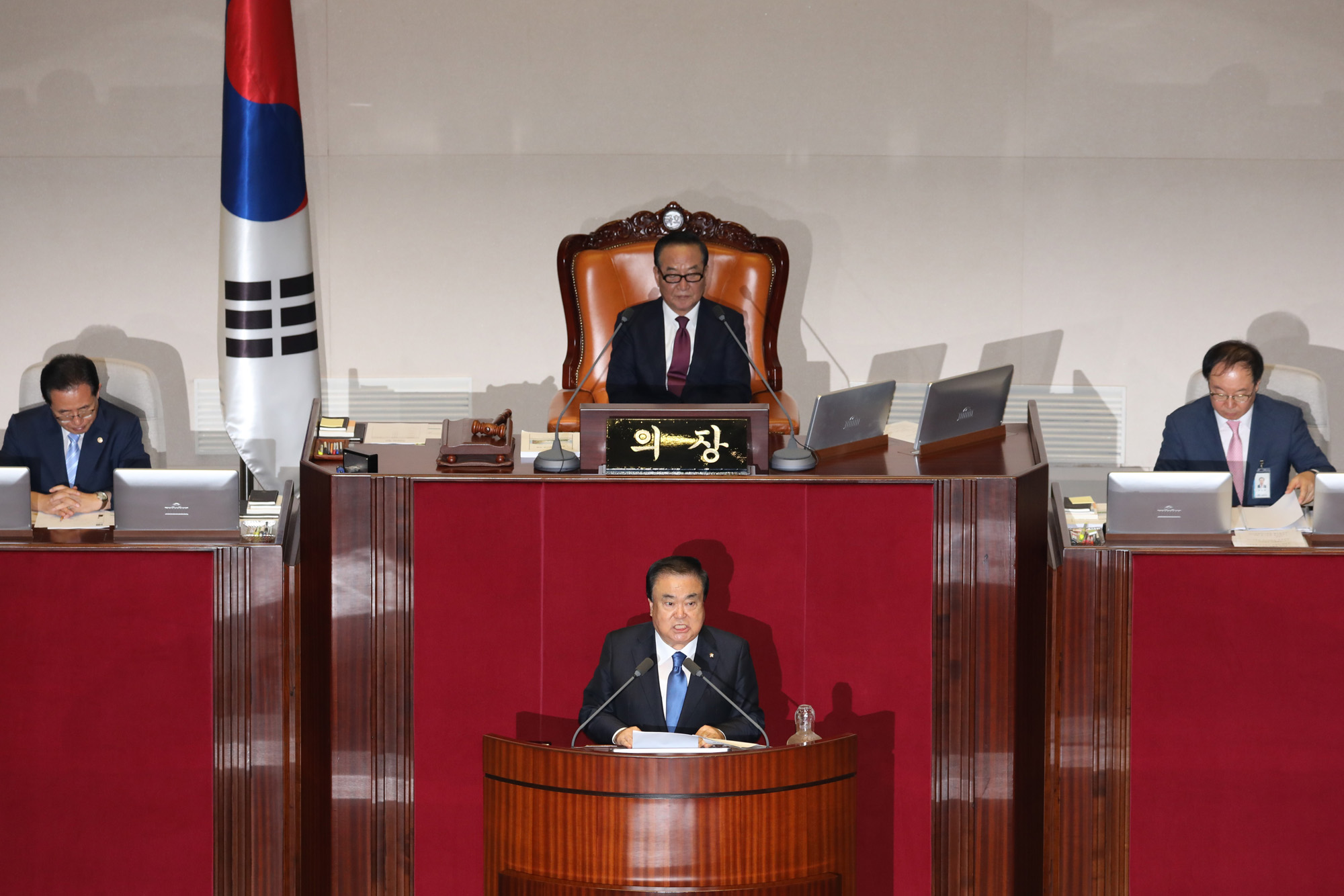 정치국회;본회의;국회의장선출;문희상국회의장