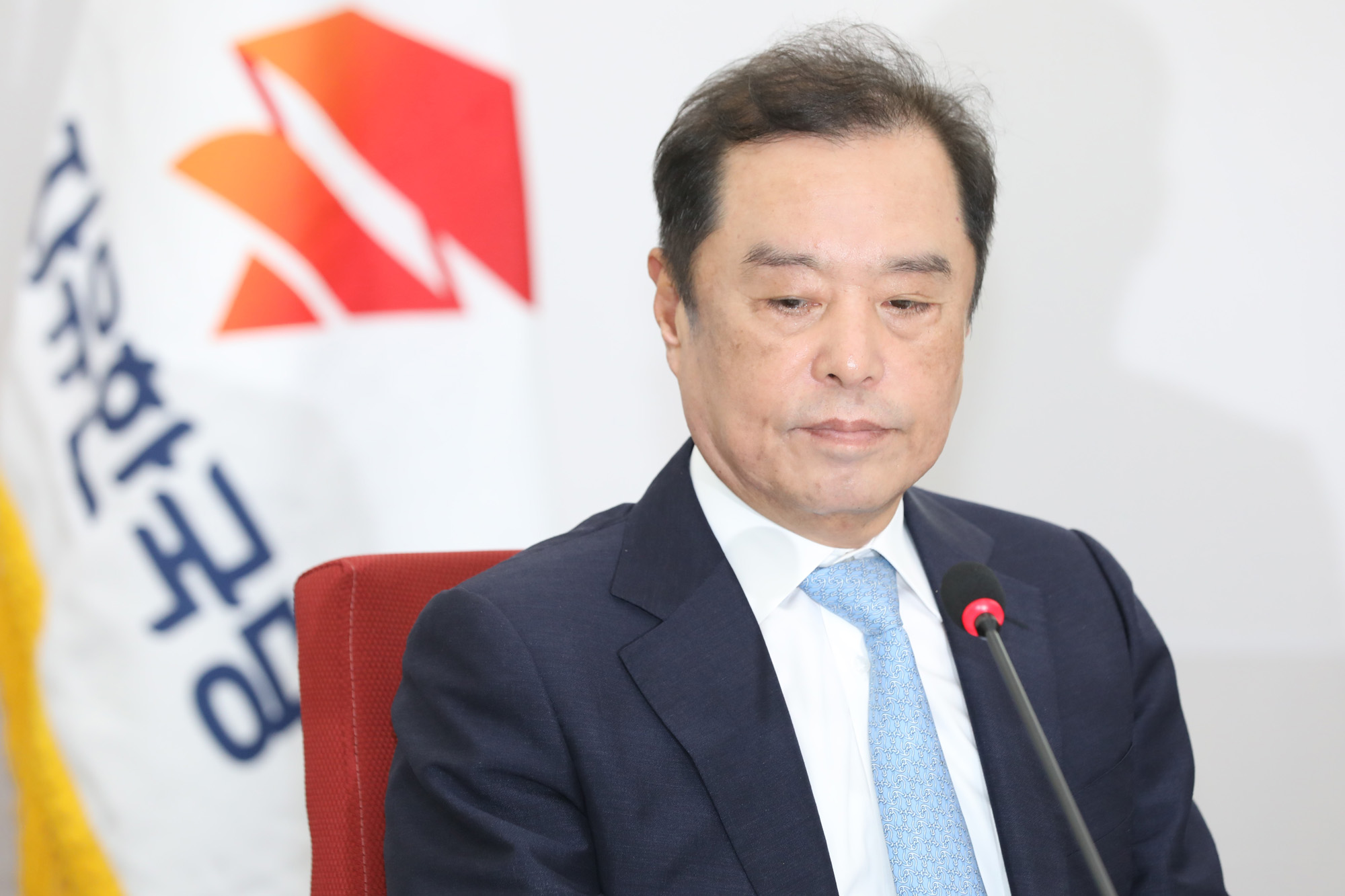 정치국회;김병준비상대책위원장;자유한국당비상대책위