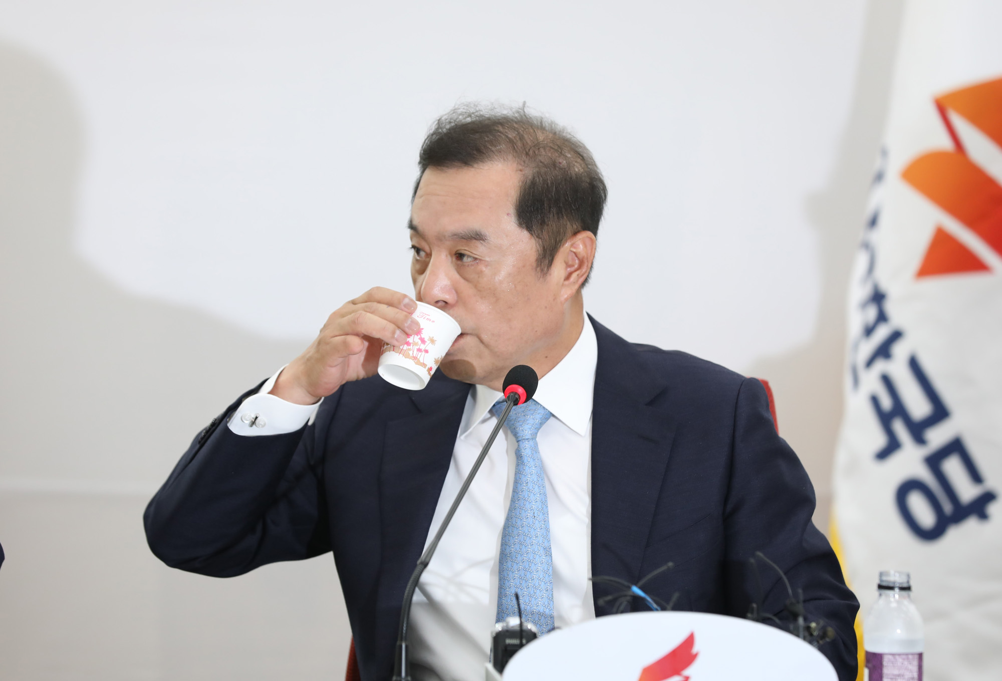 정치국회;김병준비상대책위원장;자유한국당비상대책위