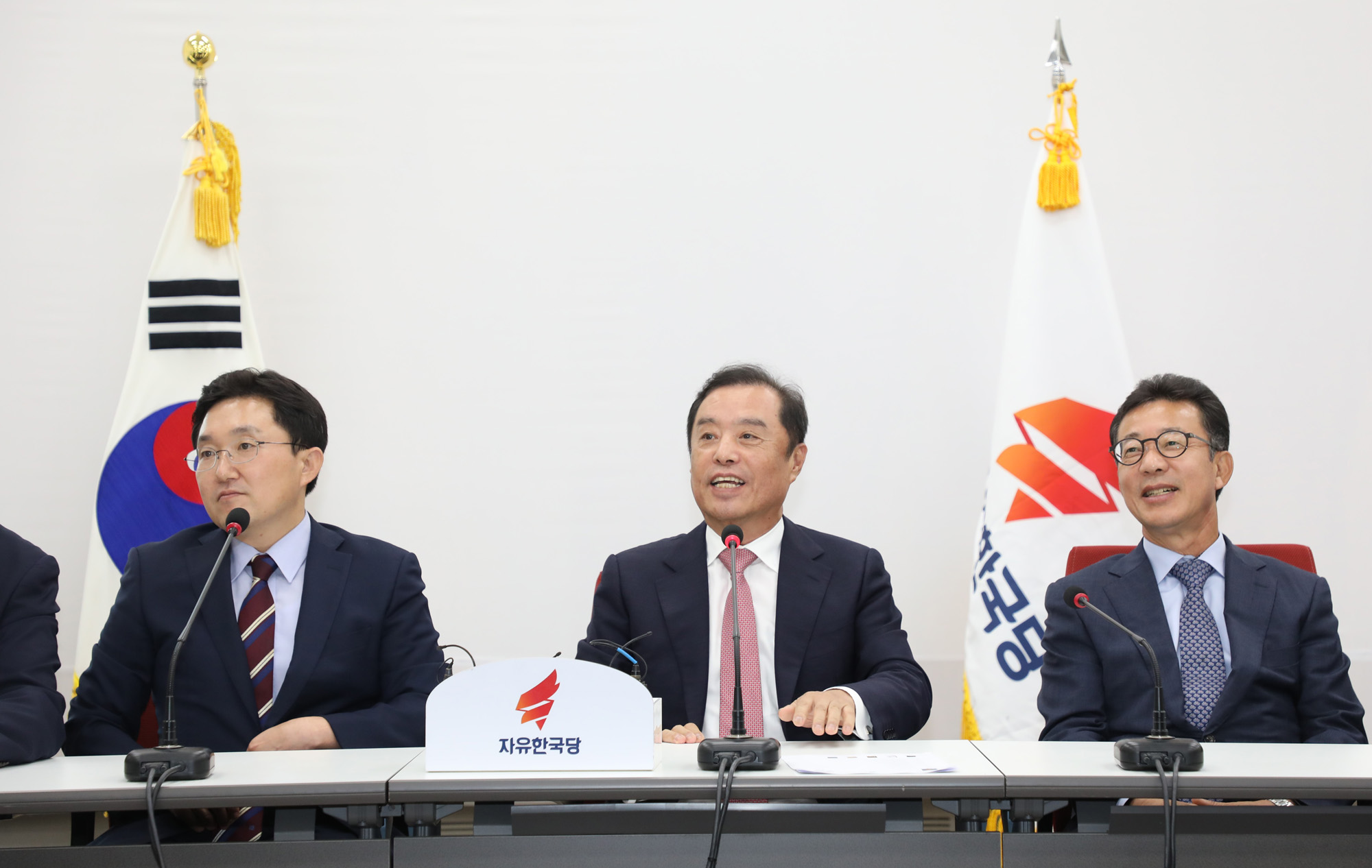 정치국회;김병준비대위원장;자유한국당비상대책위원회