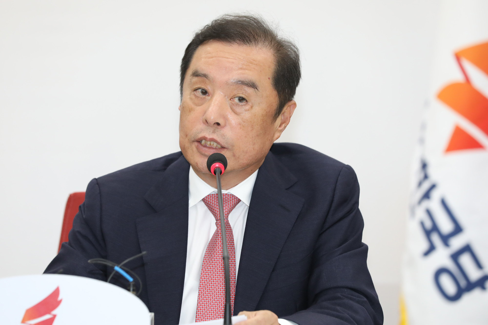 정치국회;김병준비대위원장;자유한국당비상대책위원회