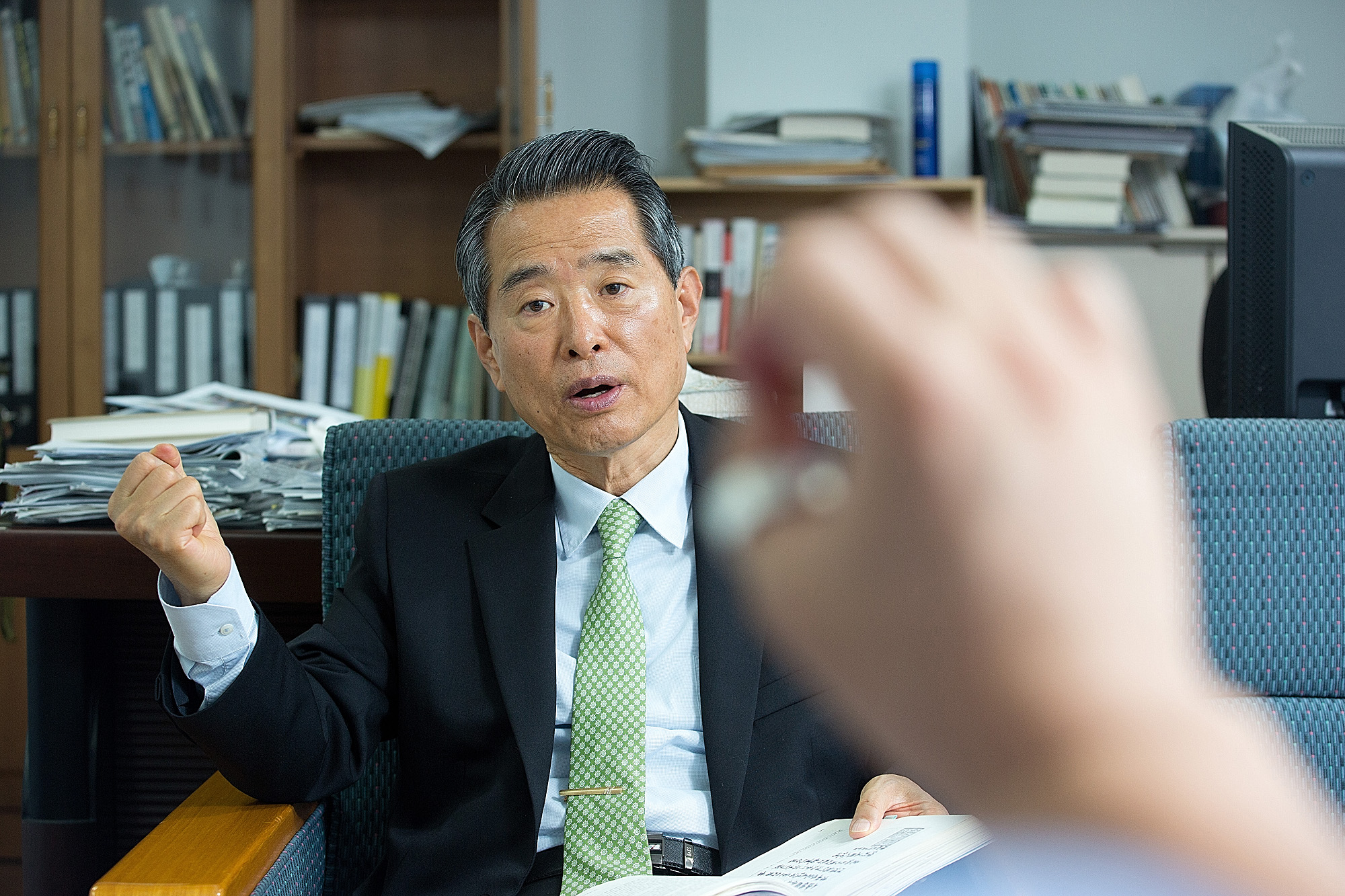 사회;세태;방송;미스터션샤인;고종;내탕금;헐버트;김동진