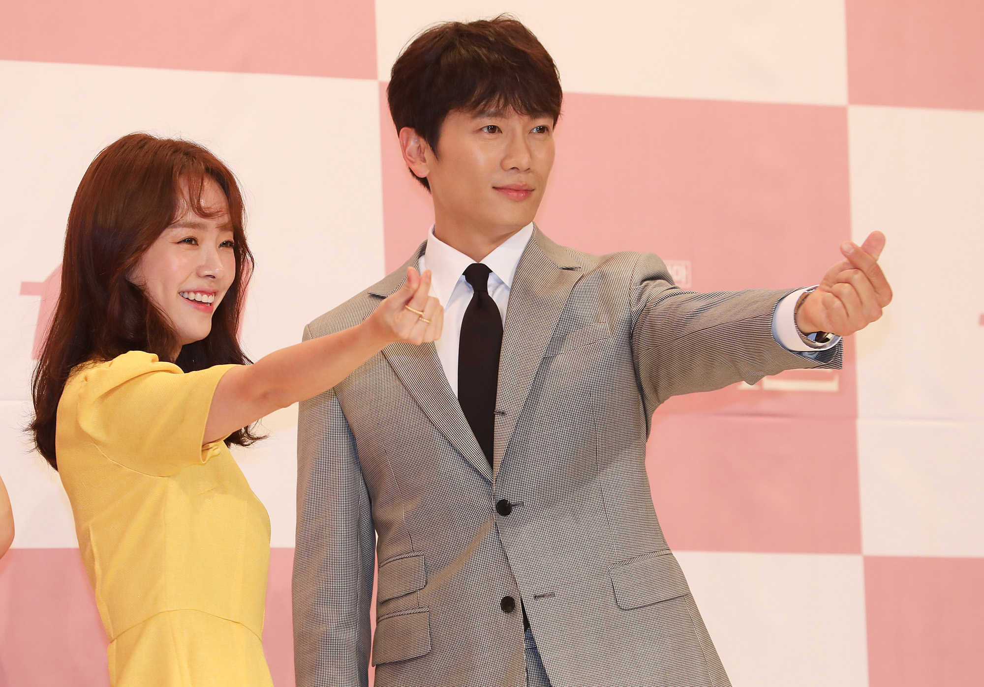 지성;한지민;강한나;장승조;아는와이프