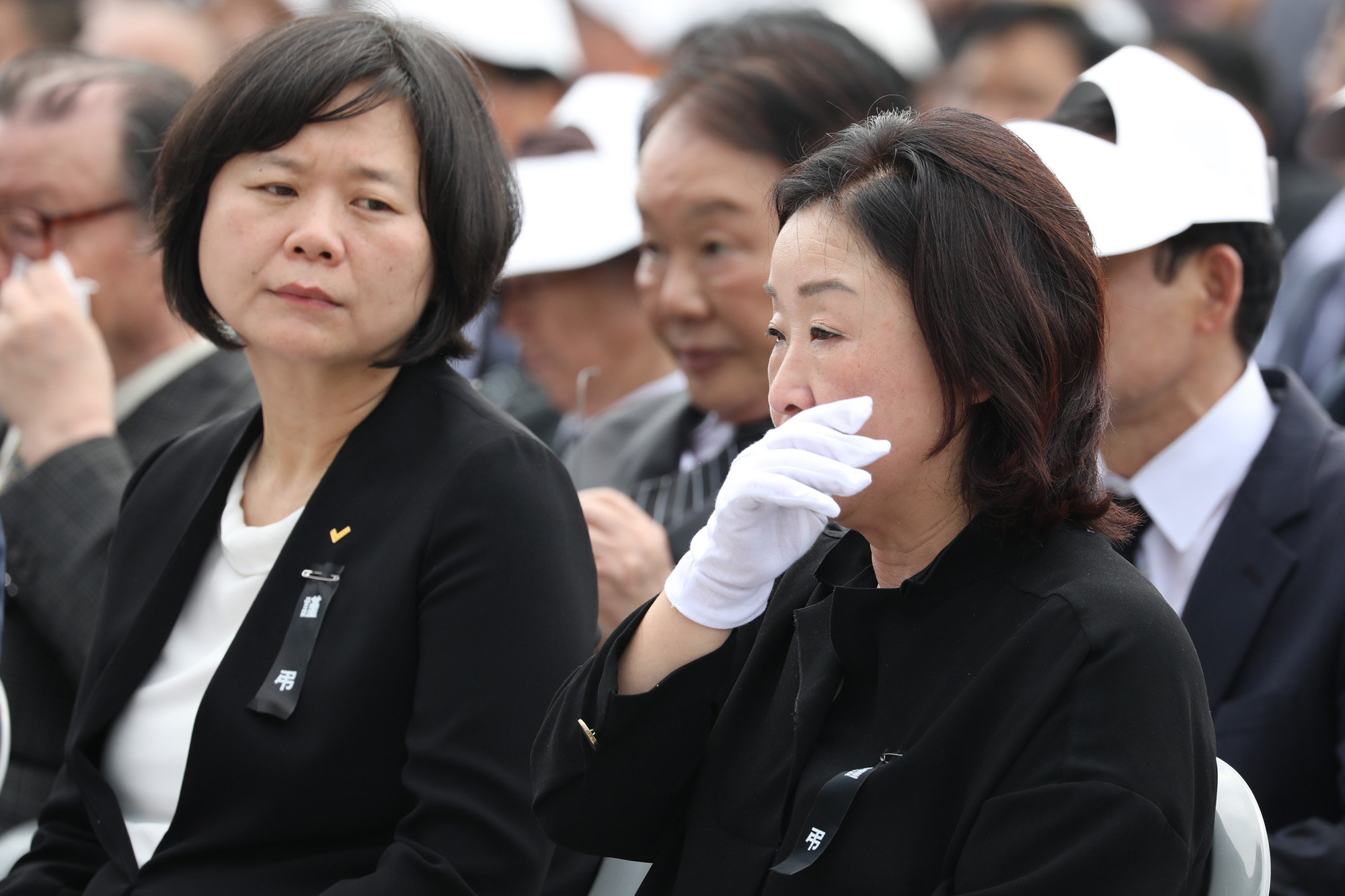 정치국회;고노회찬영결식;심상정;이정미