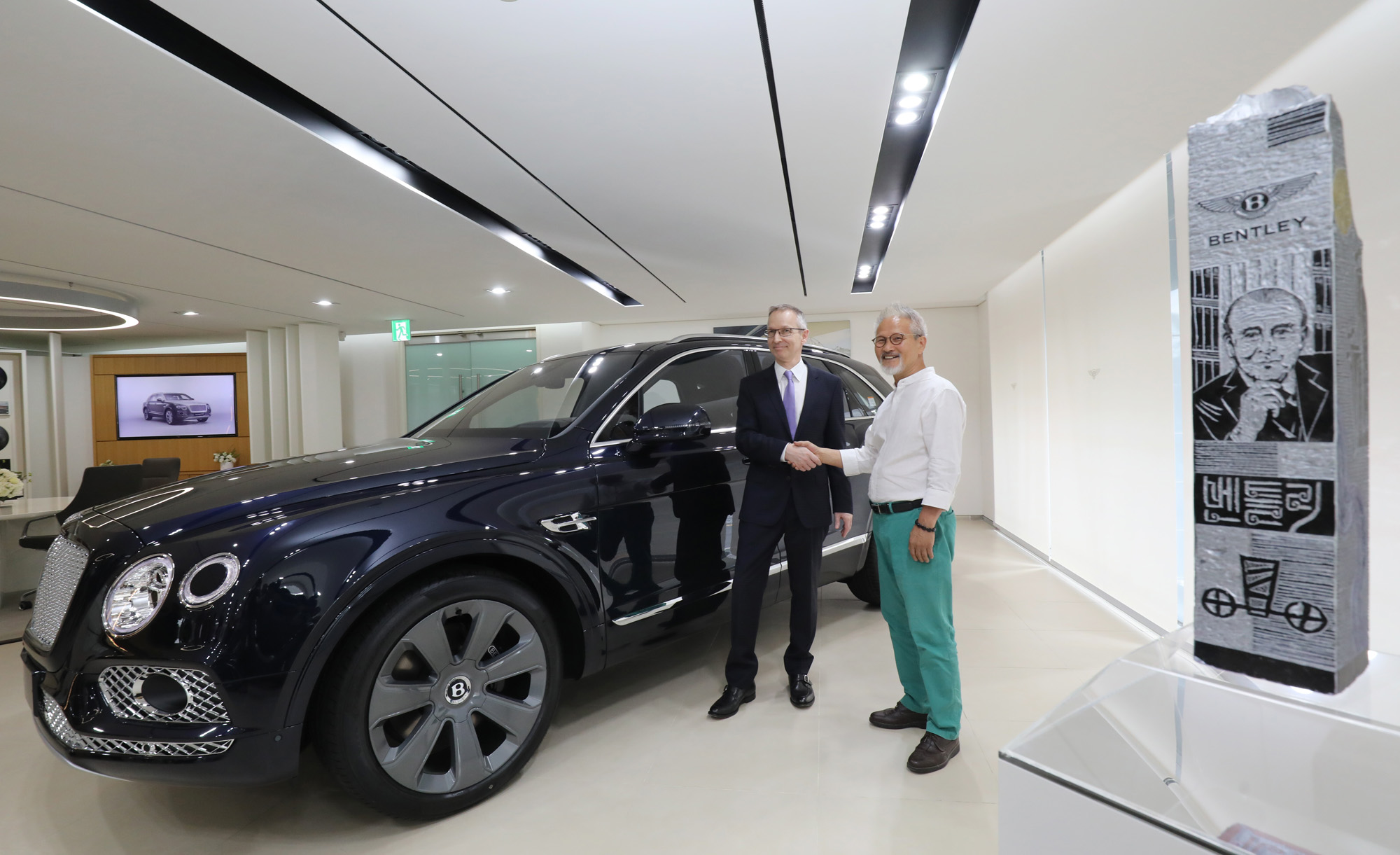 벤틀리;벤테이가;W12;뮬리너