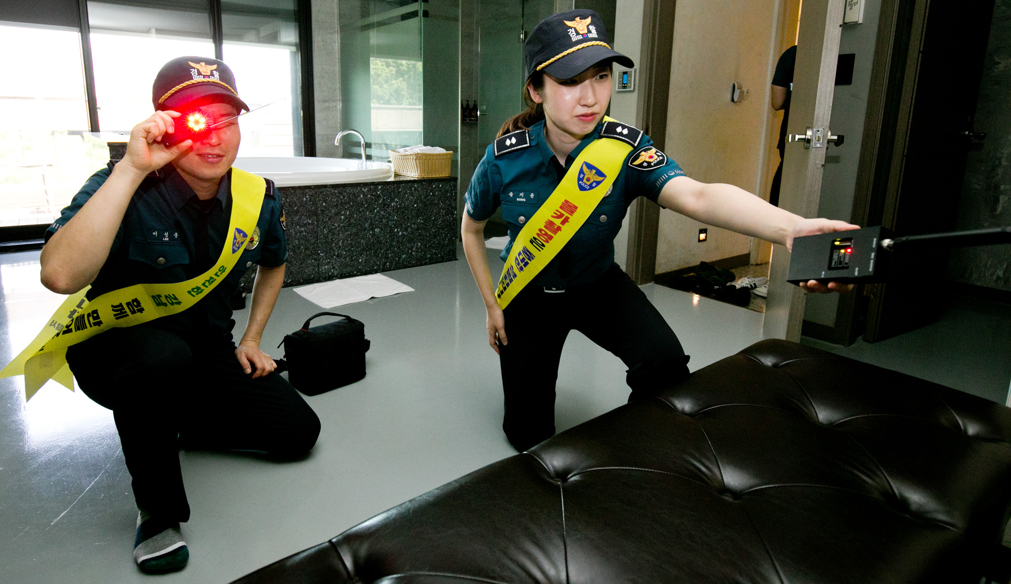 몰카;몰래카메라;호텔몰카;모텔몰카;몰카탐지기;몰래카메라탐지