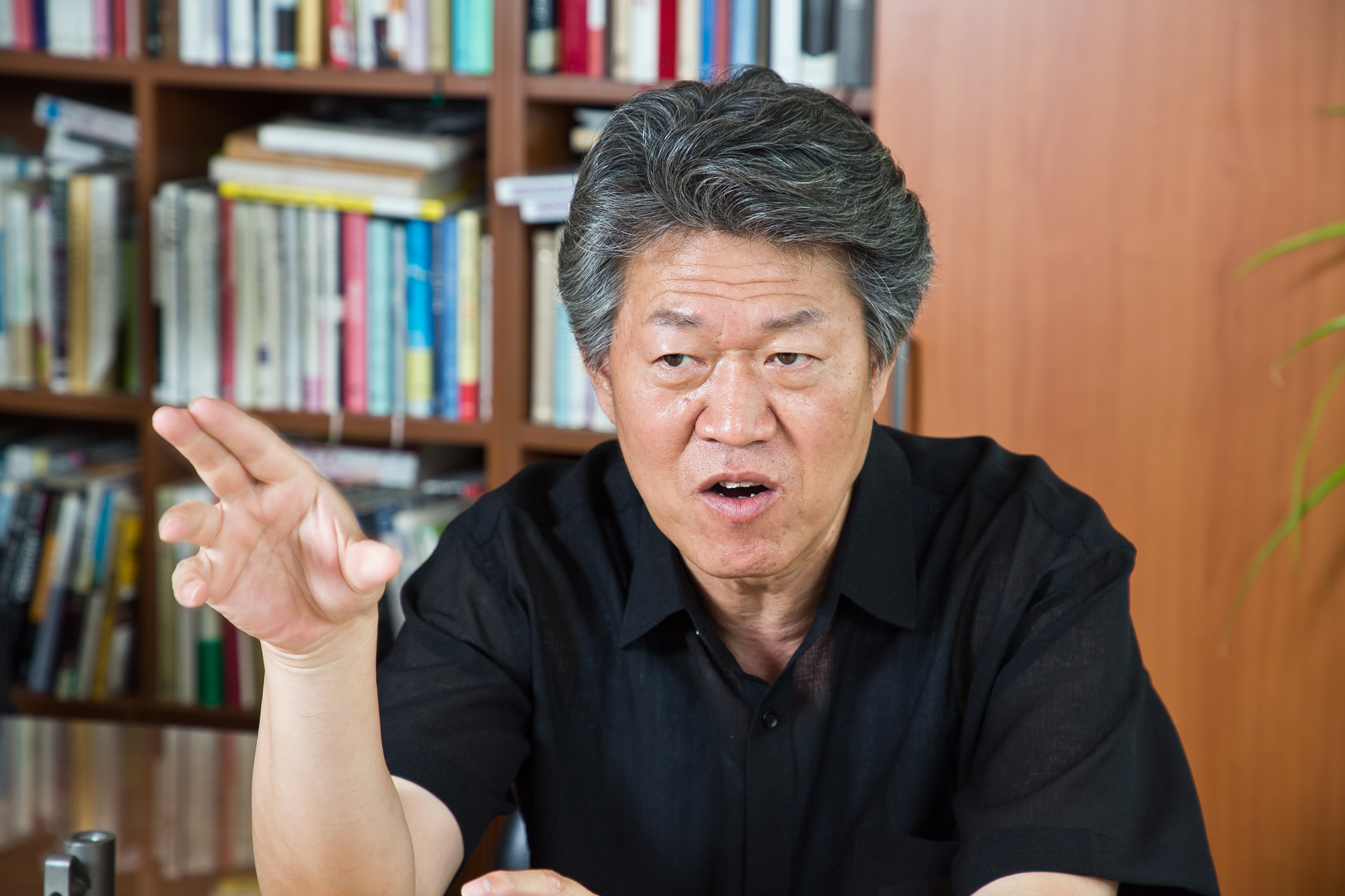 국제;외교;북한;방북;통일전문기자;진천규;통일TV;재미언론인;단독방북취재;신간;평양의시간은서울의시간과함께흐른다