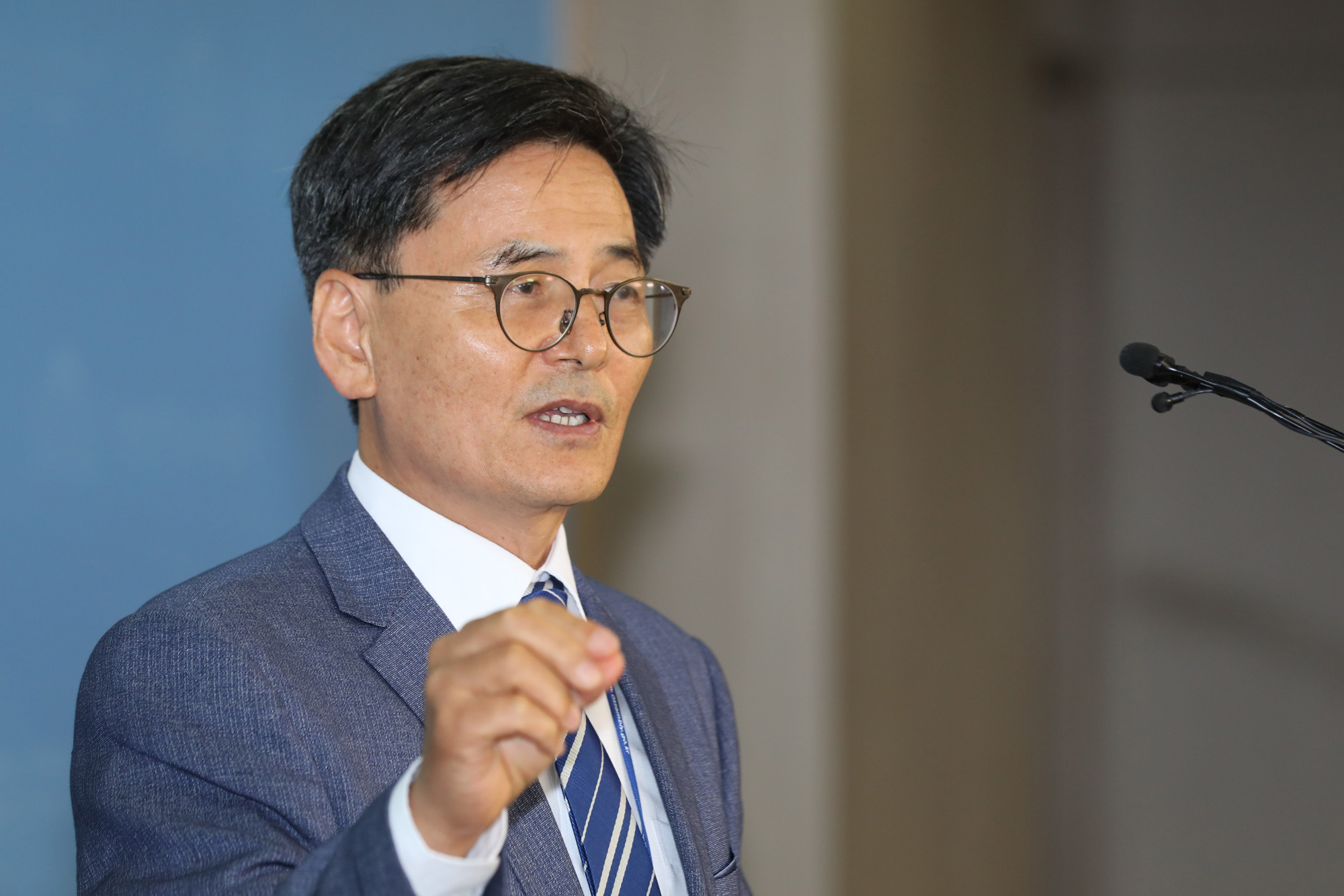 정치국회;국회대변인;국회의원해외출장