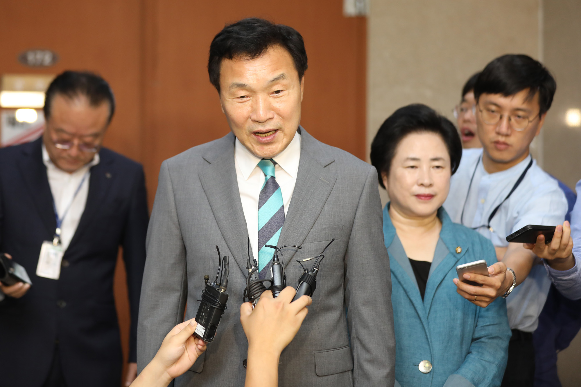 정치국회;손학규;바른미래당대표출마선언