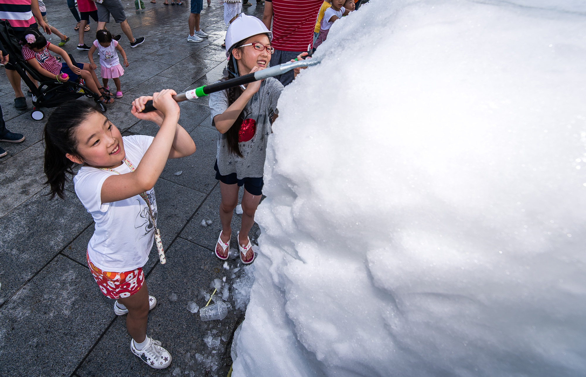 사회;세태;무더위;열대야;폭염;더위스케치;서울문화로바캉스;눈조각퍼포먼스;한여름밤의눈조각전