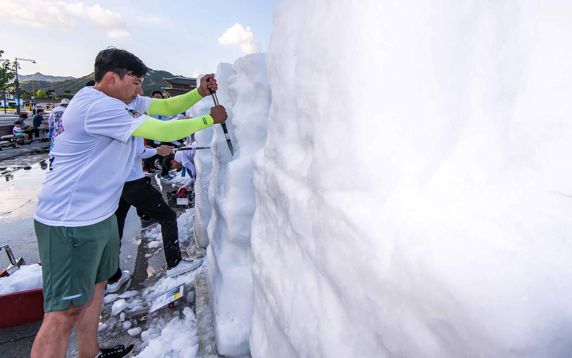 사회;세태;무더위;열대야;폭염;더위스케치;서울문화로바캉스;눈조각퍼포먼스;한여름밤의눈조각전