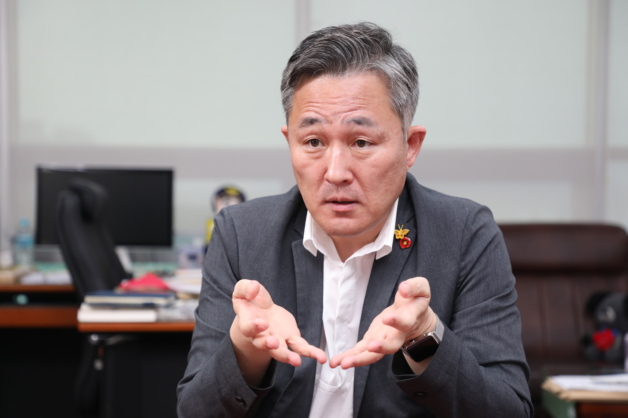 정치국회;표창원의원;인터뷰