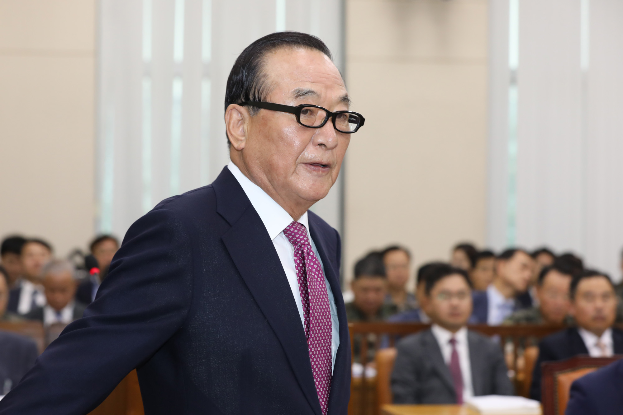 정치국회;국방위원회;송영무장관;국방부장관