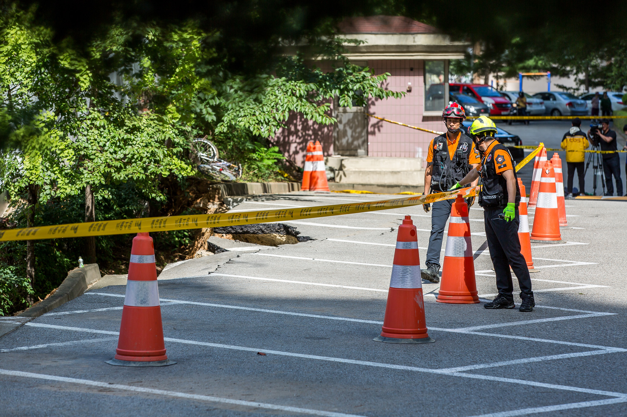 사회;사건사고;자연재해;싱크홀;땅꺼짐;금천구싱크홀;가산동싱크홀;공사현장땅꺼짐