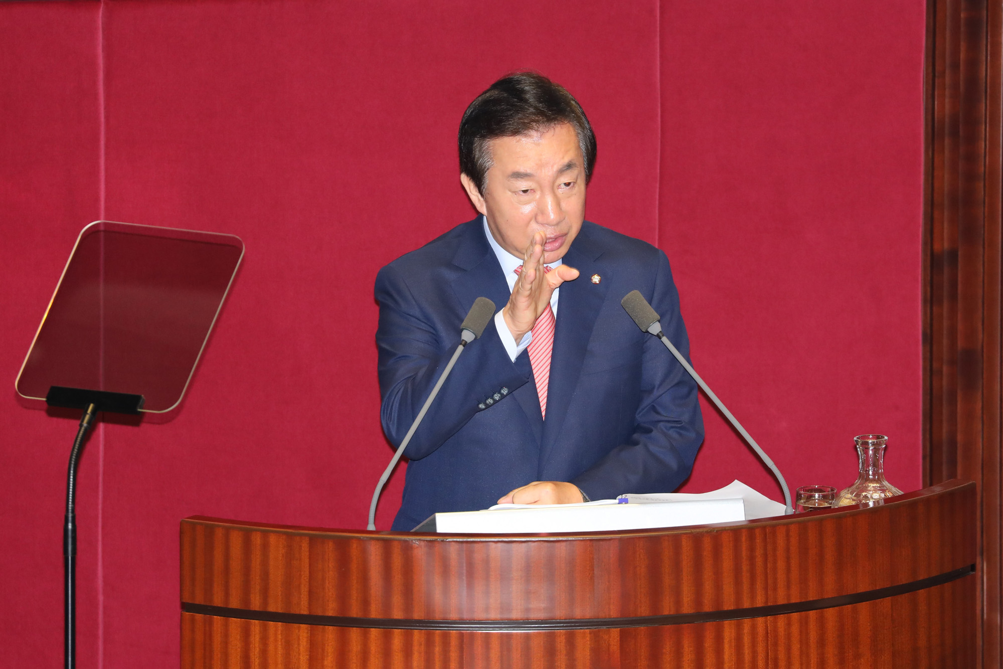 정치국회;교섭단체대표연설;김성태원내대표