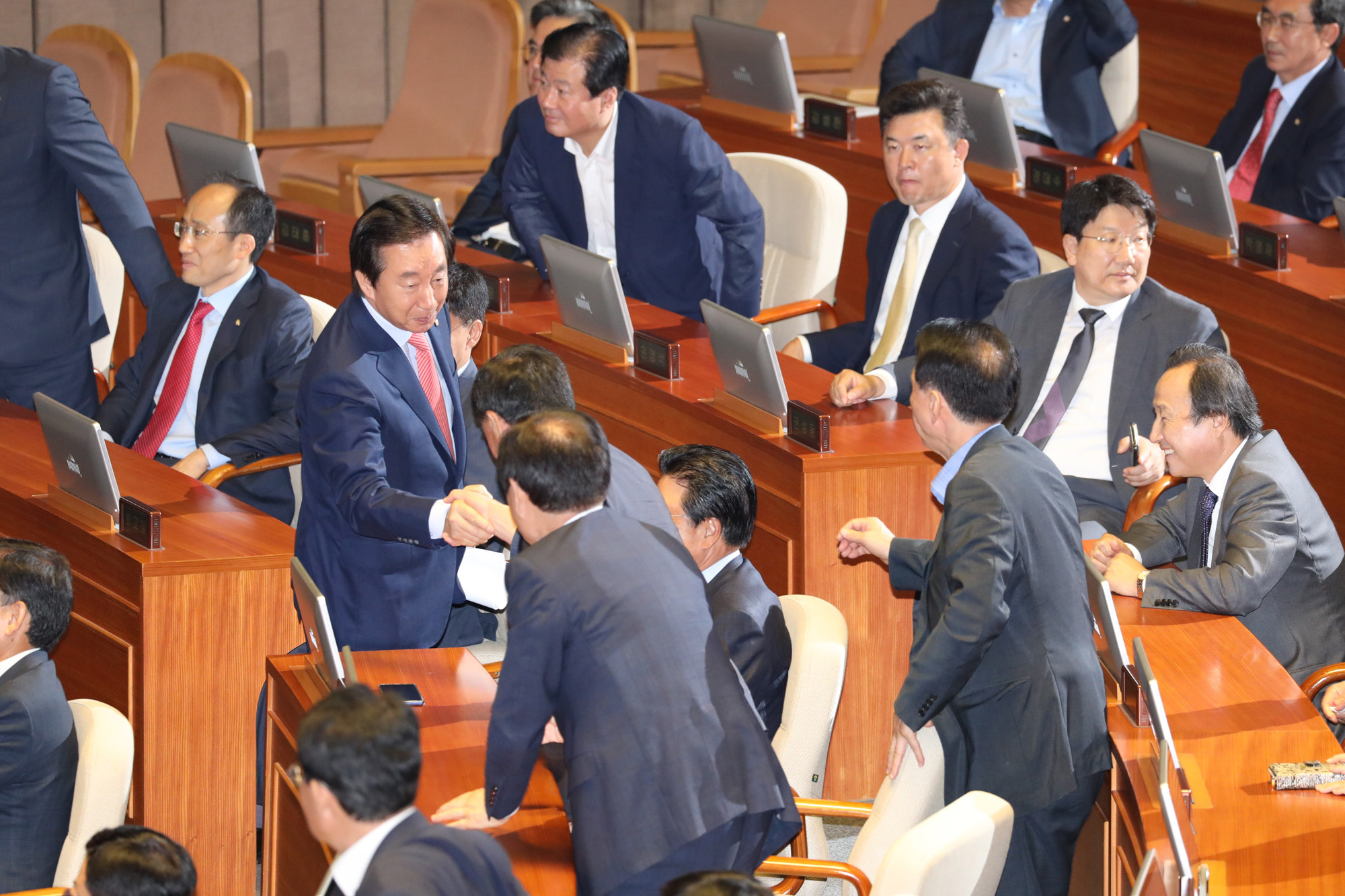 정치국회;교섭단체대표연설;김성태원내대표
