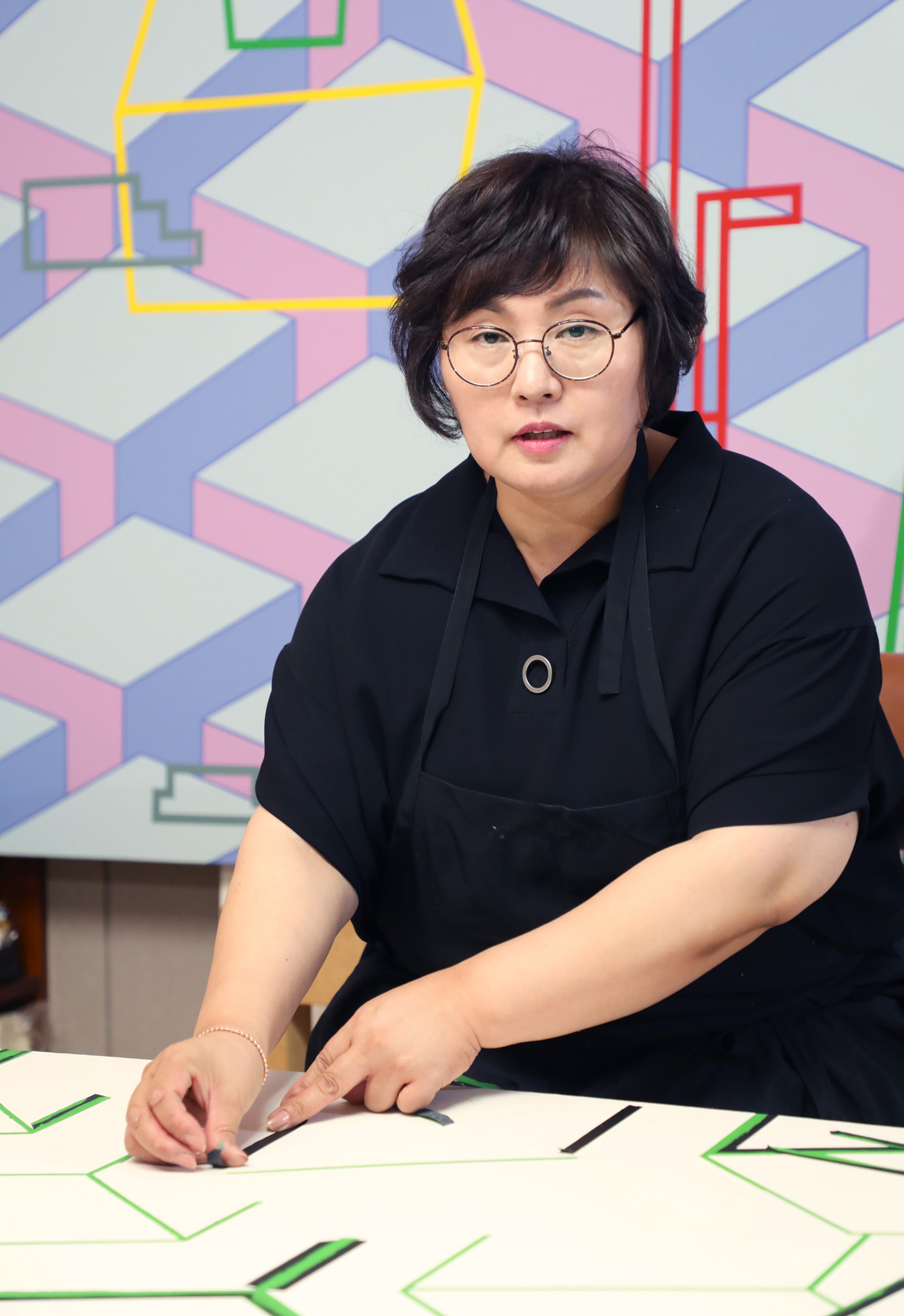 한경자;한경자화가;아티스트;작가;한국미술응원;화가의방