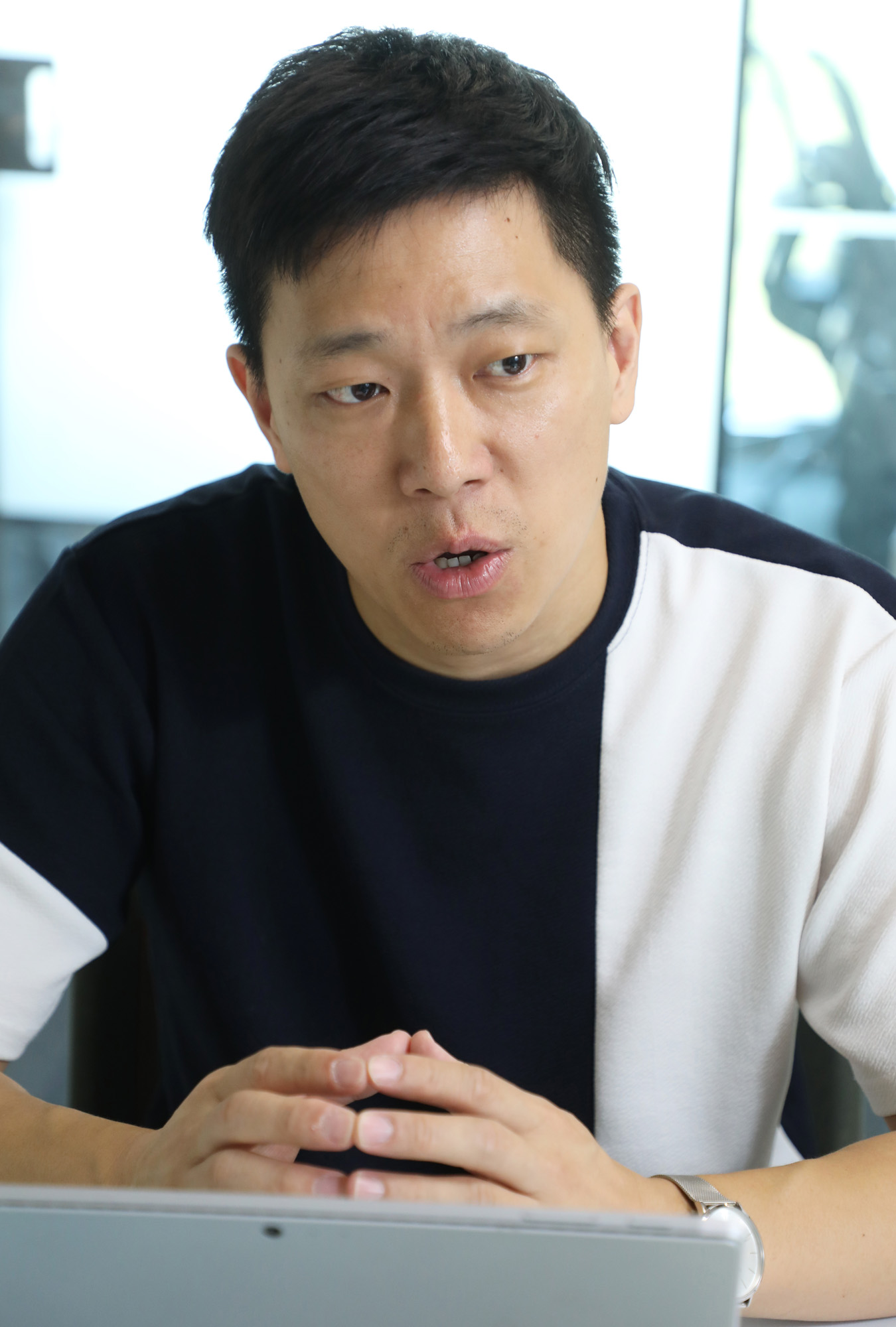 디파인드;김주형;스타트업;신발