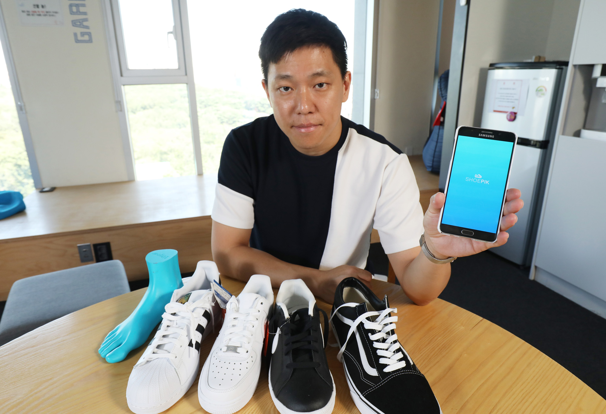 디파인드;김주형;스타트업;신발