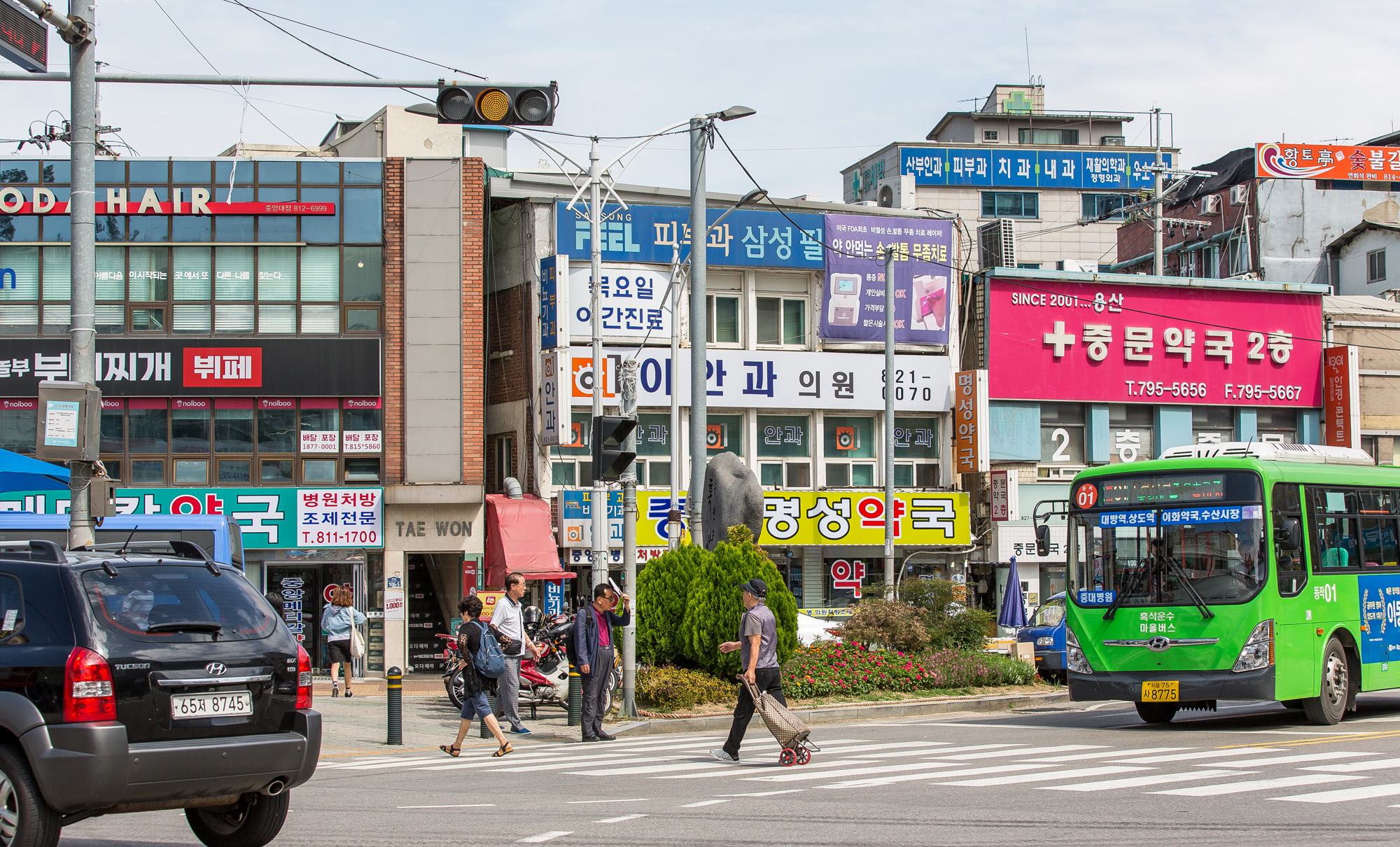 사회;교통신호;교통사고;황색점멸등;7거리;도로혼잡;교차로혼잡;안전사고