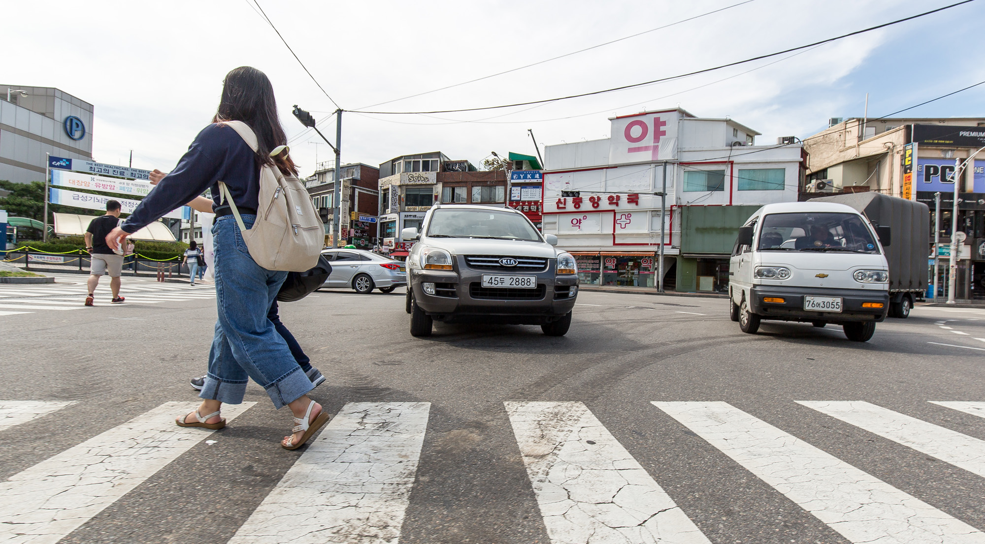 사회;교통신호;교통사고;황색점멸등;7거리;도로혼잡;교차로혼잡;안전사고