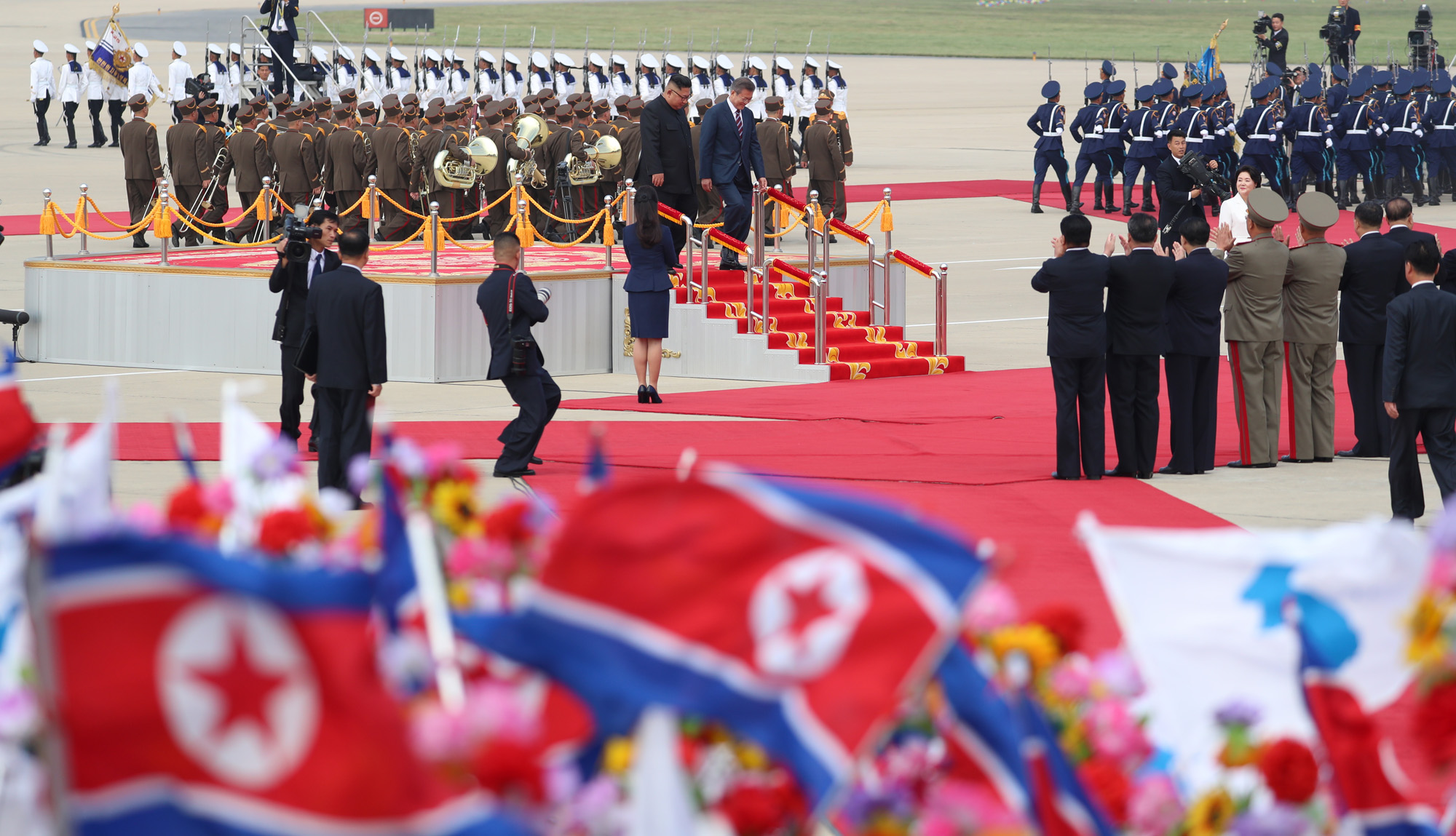 남북정상회담;평양;순안공항;김정은;문재인