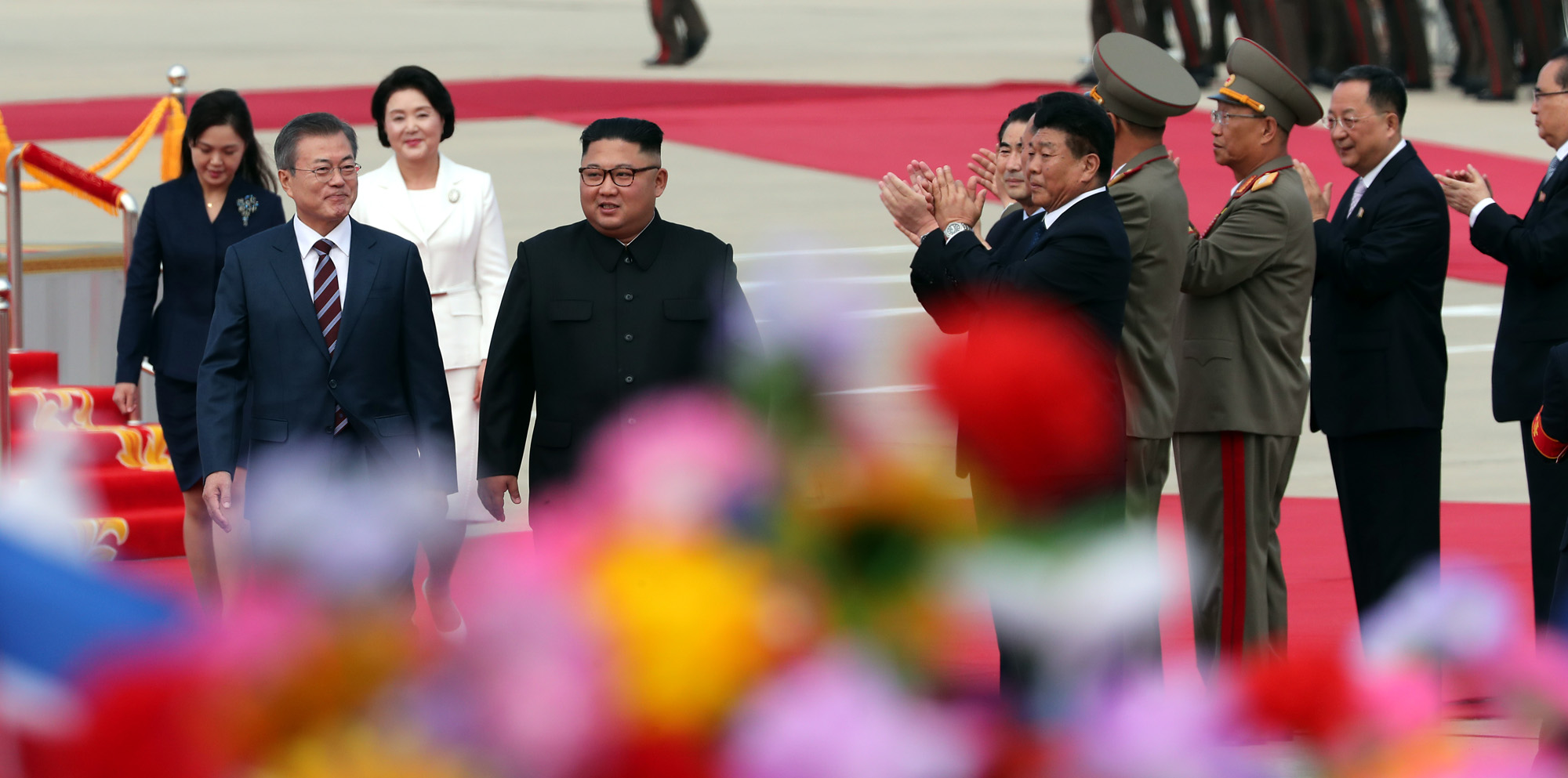 남북정상회담;평양;순안공항;문재인;김정은