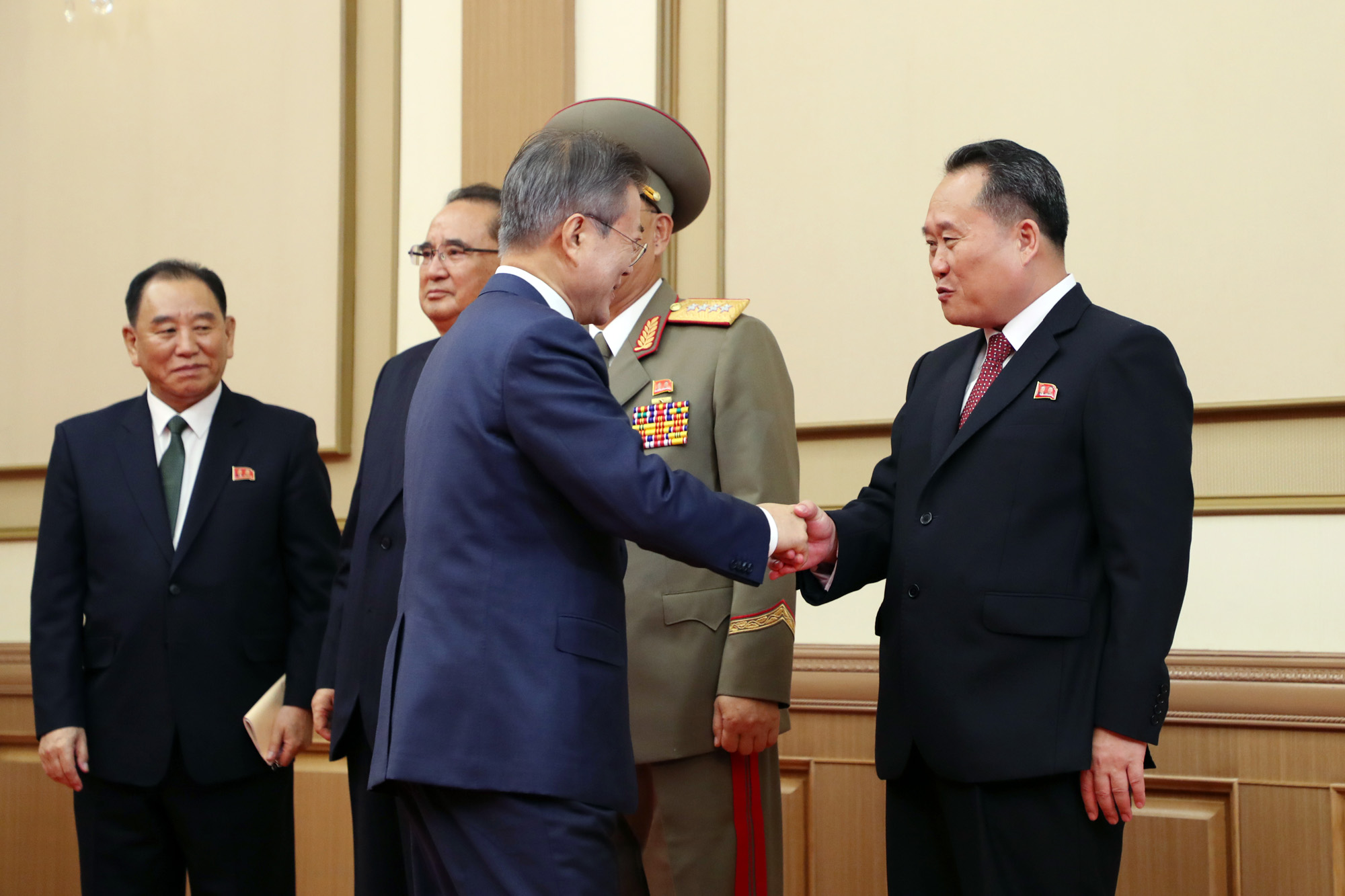 남북정상회담;평양;순안공항;김정은;문재인;3차남북정상회담