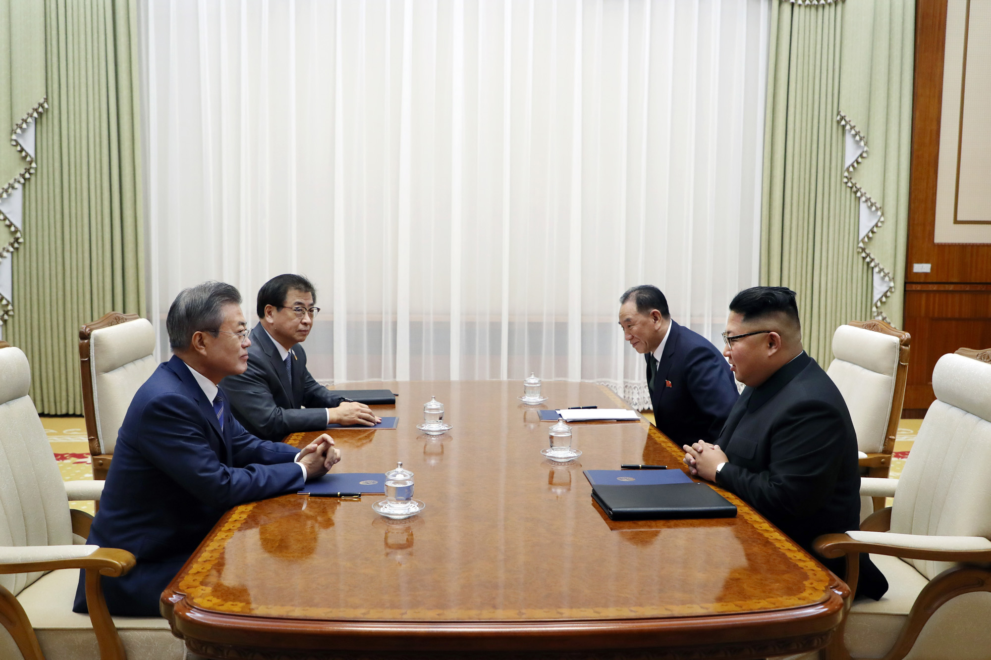 남북정상회담;평양;순안공항;김정은;문재인;3차남북정상회담