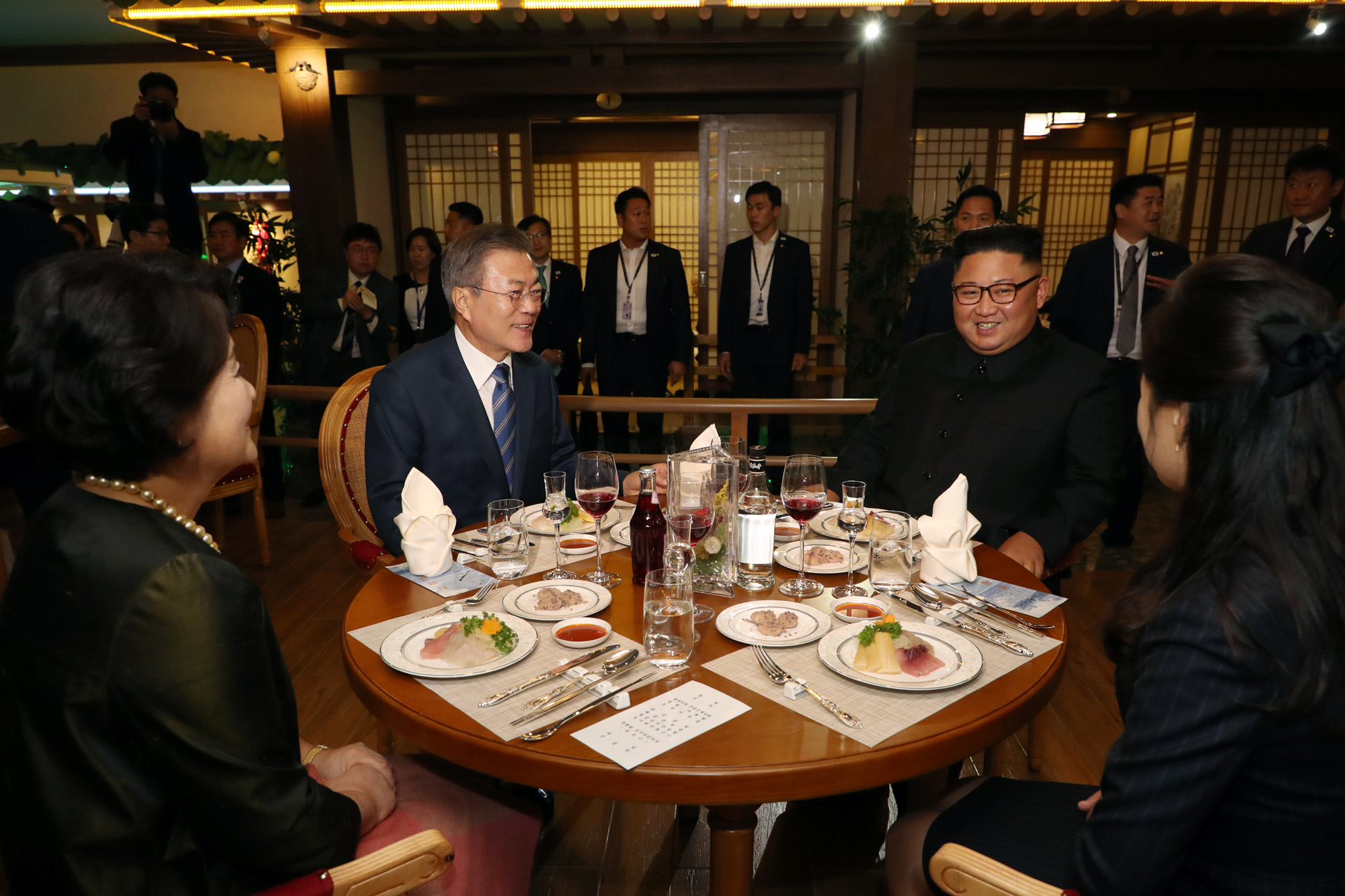 남북정상회담;평양;순안공항;김정은;문재인;3차남북정상회담