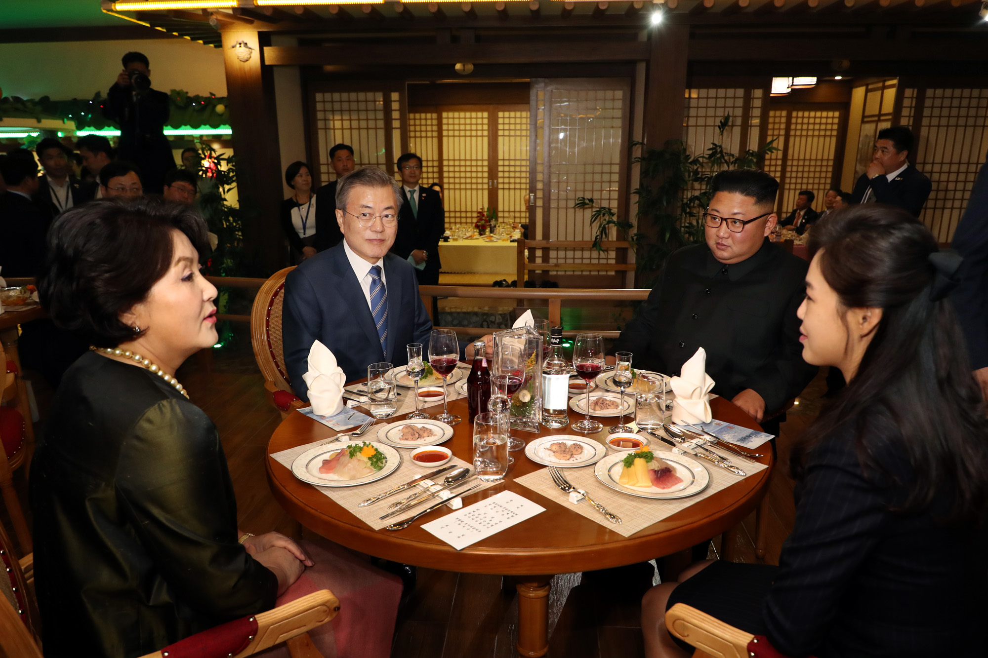 남북정상회담;평양;순안공항;김정은;문재인;3차남북정상회담