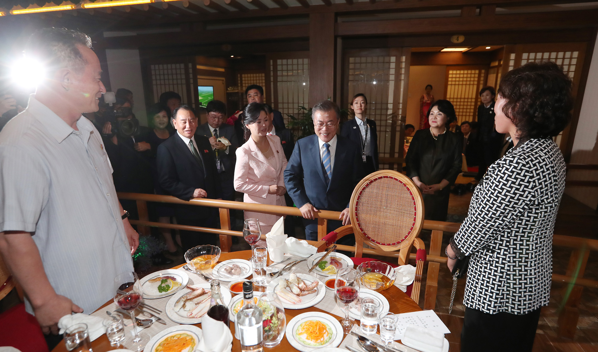 남북정상회담;평양;순안공항;김정은;문재인;3차남북정상회담