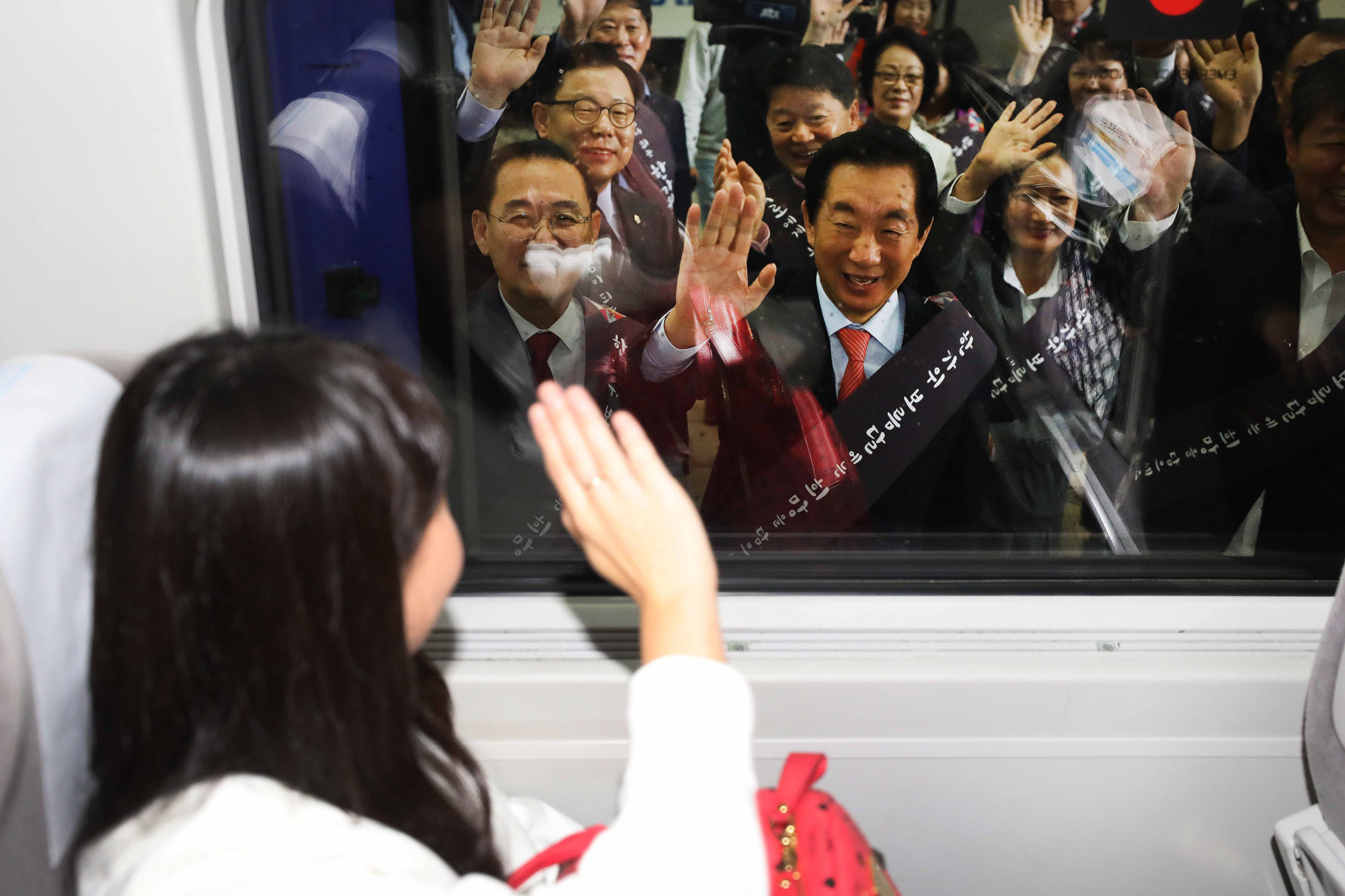 정치;행사;추석;명절;명절인사;추석귀성인사;서울역;정당;국회;자유한국당