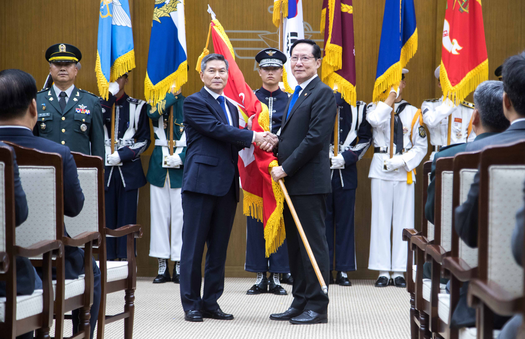 국방부장관;송영무;정경두