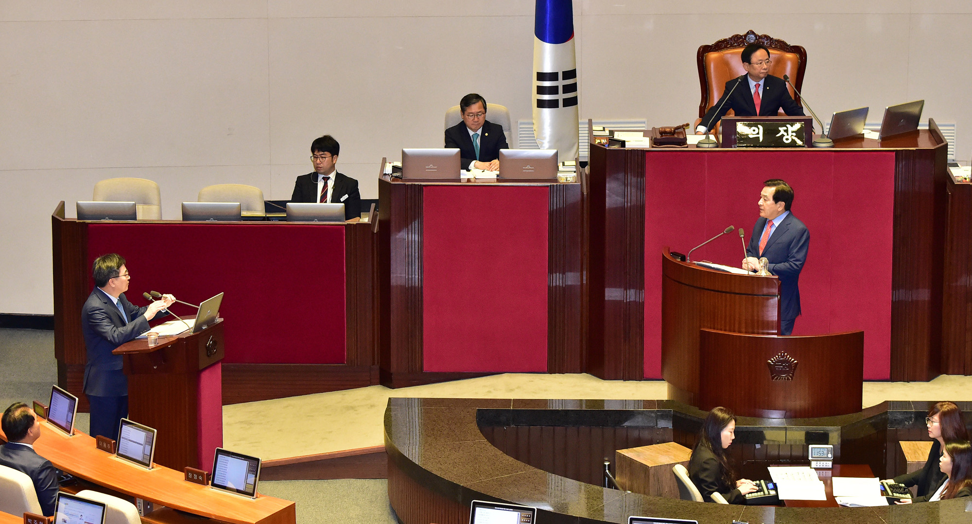 정치국회;대정부질문;청와대업무추진비