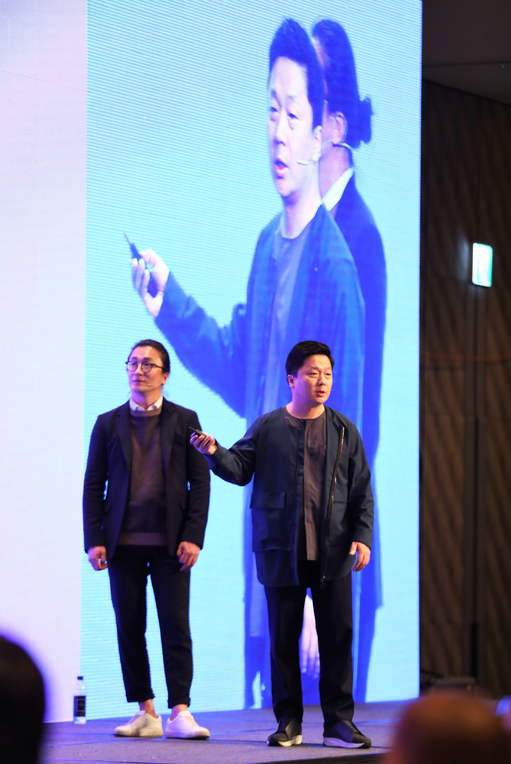 비즈한국;브랜드비즈컨퍼런스;대기앤준스튜디오