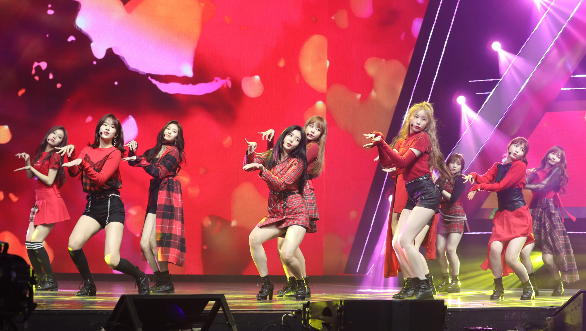 아이즈원;프로듀스48;akb48;hkt48;오디션프로그램