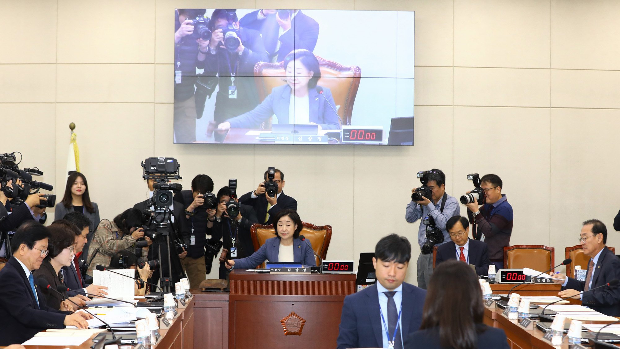 정치국회;정치개혁특별위원회의;심상정위원장