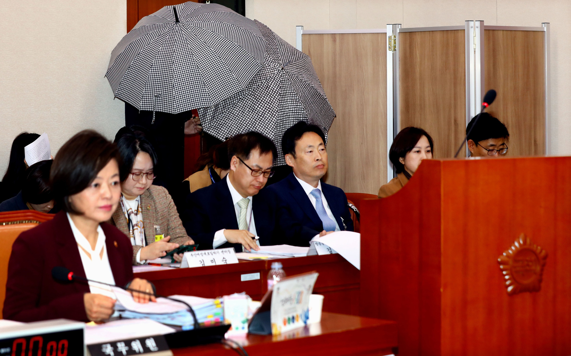 정치국회;여성가족위원회;국정감사;가정폭력피해자